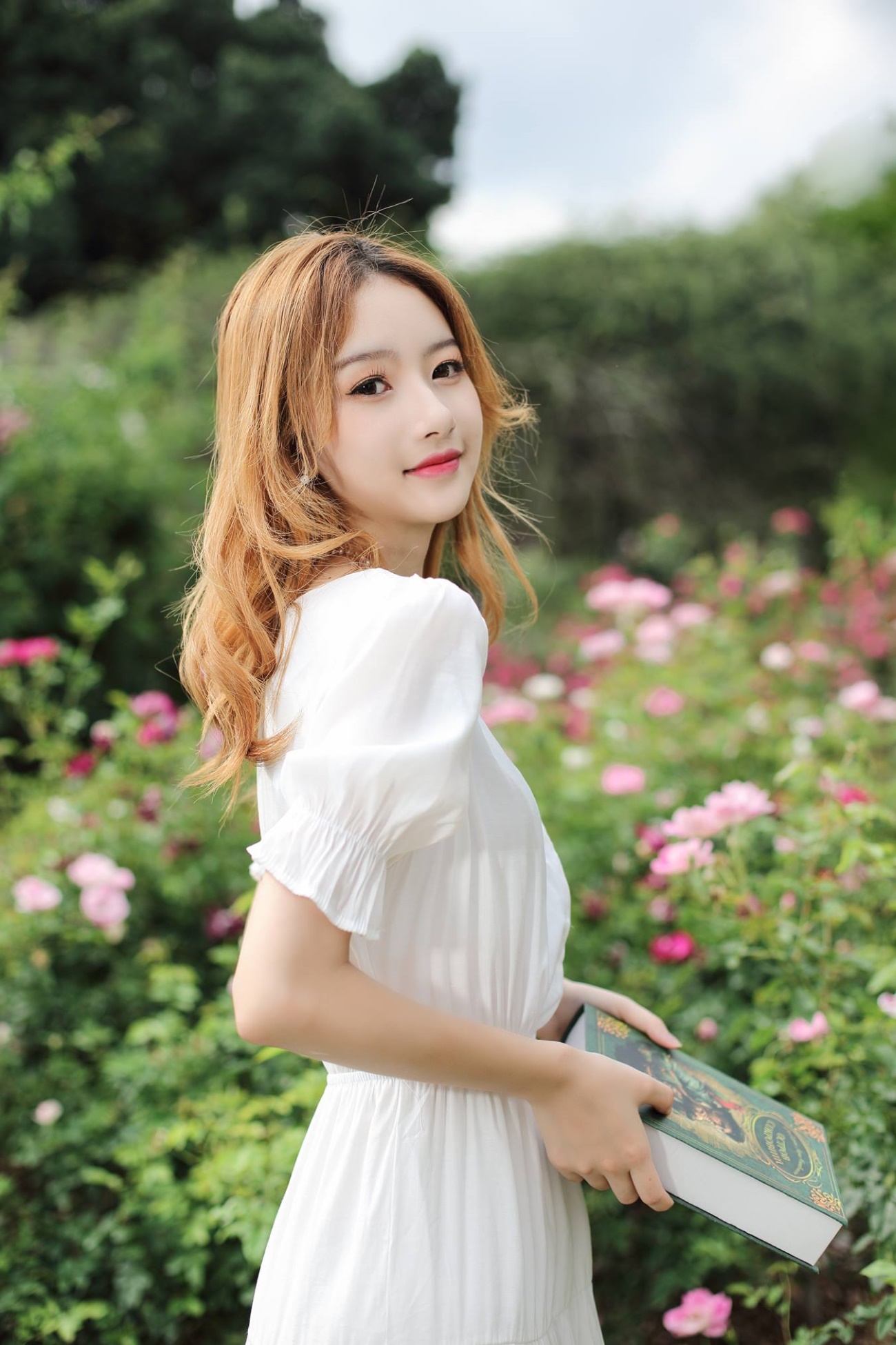 [YITUU艺图语] 2022.03.15 阳光正好，微风不燥 Bling [35P/272MB]