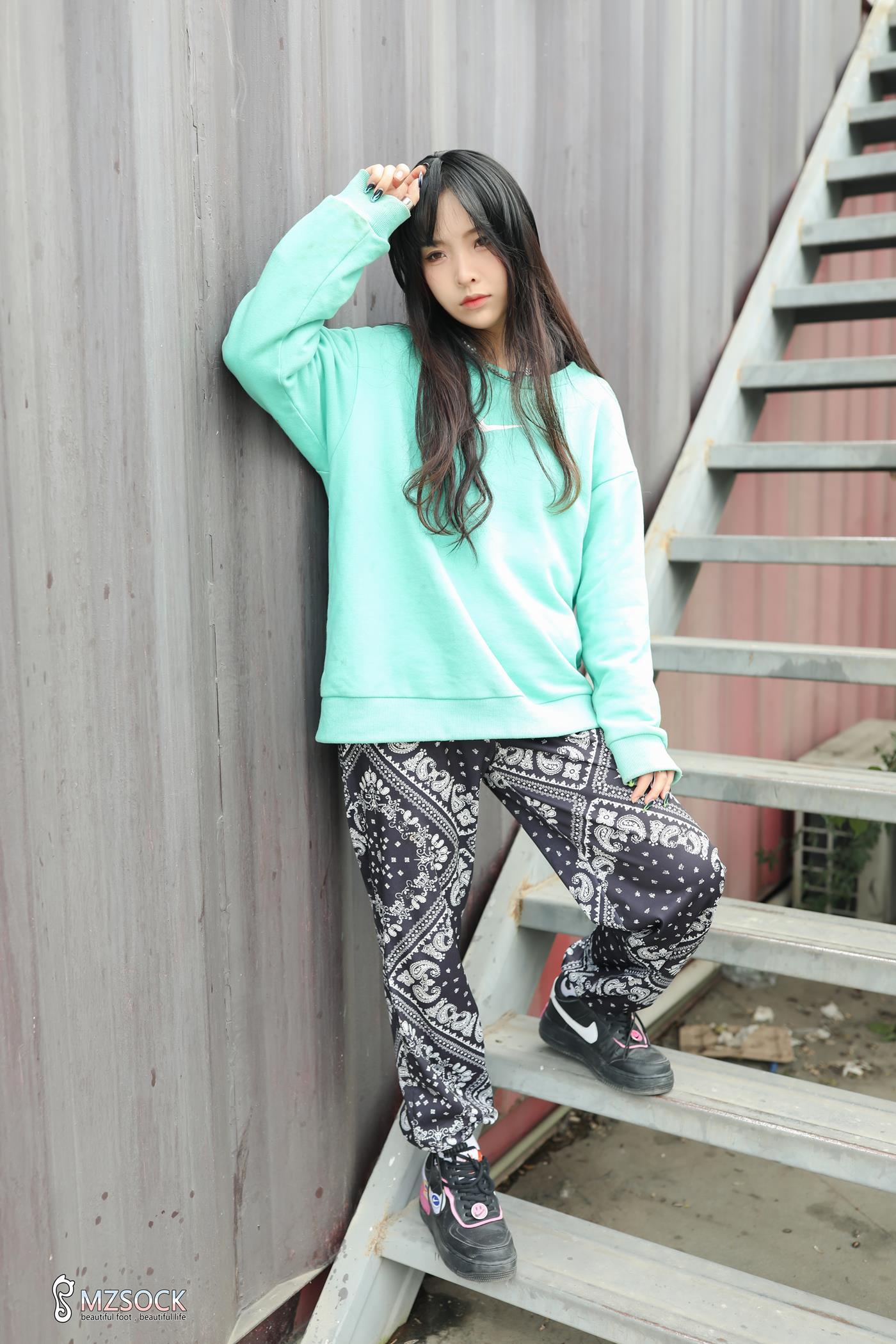 [MZSOCK]爱美足 NO.163 Ella[151P/459MB]