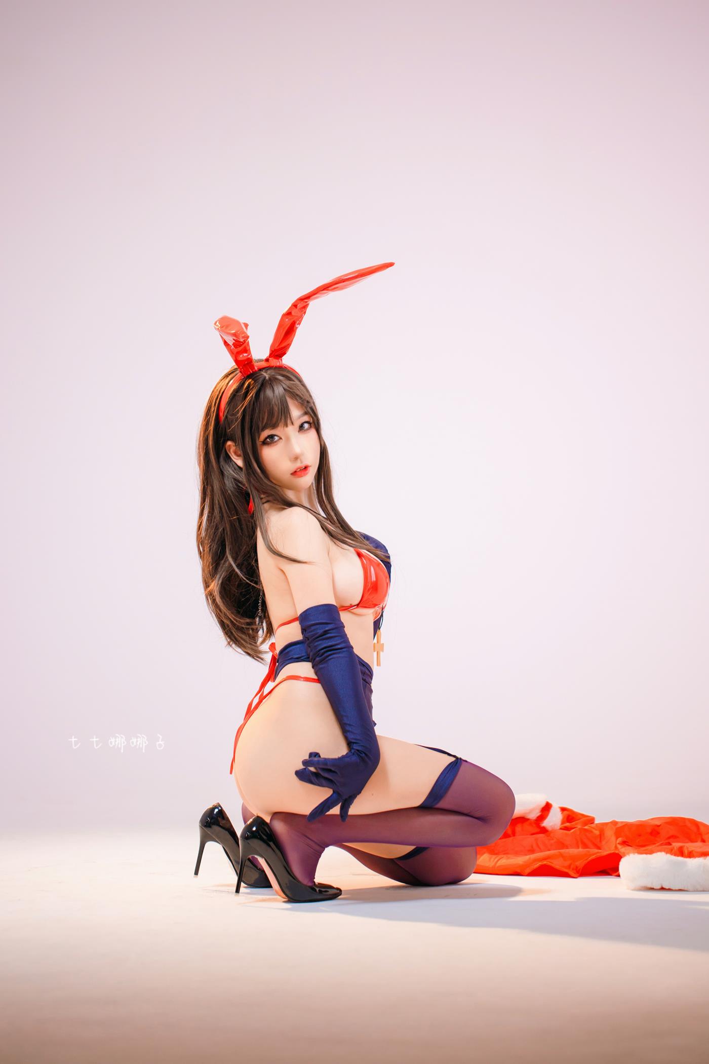 七七娜娜子  - 圣诞魔太郎[23P/4V/272MB]