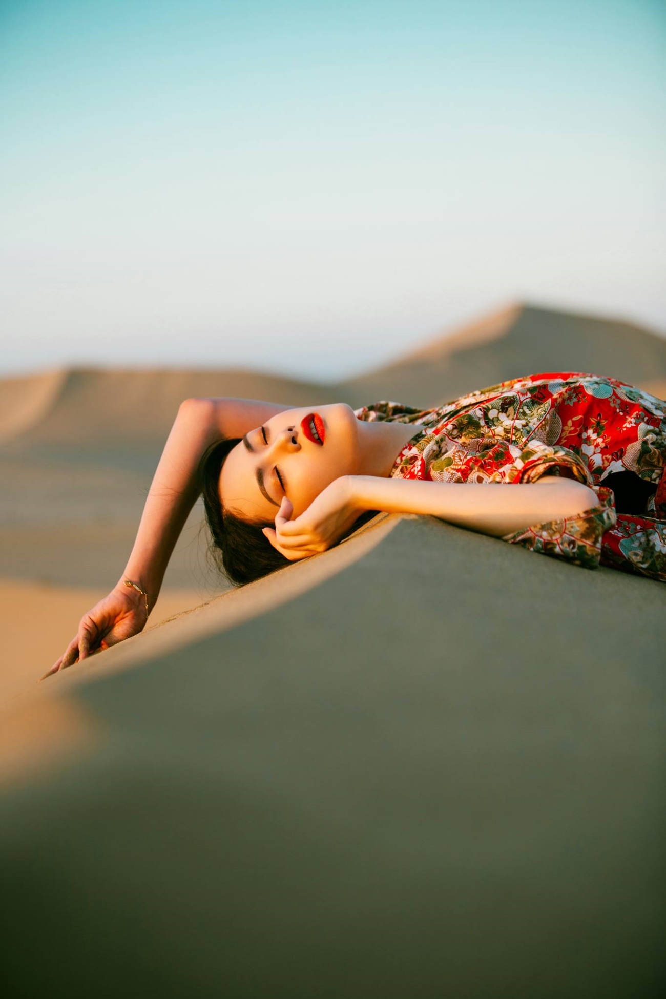 [YITUU艺图语] 2022.03.09 萧瑟 小圆呐 [24P/202MB]