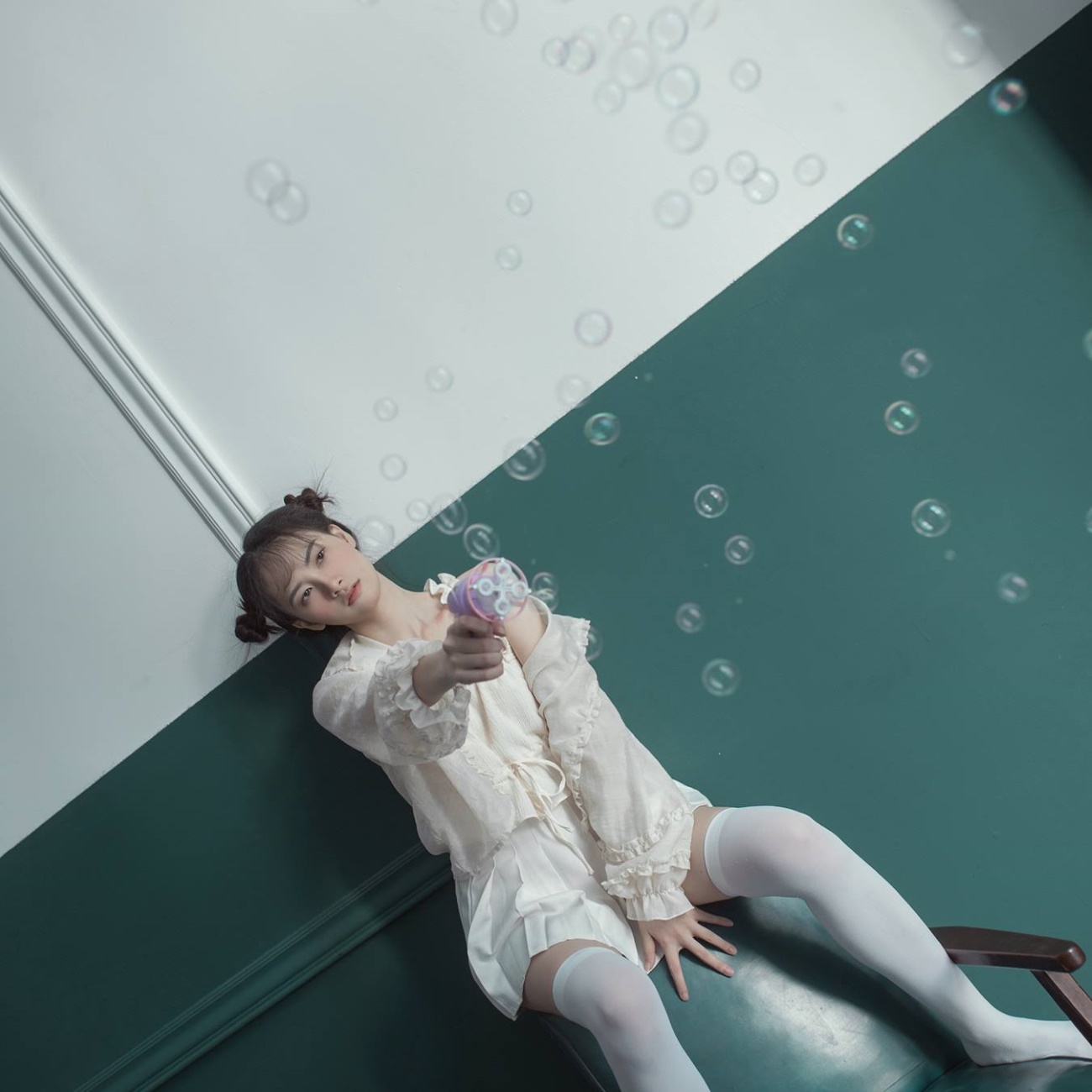 [YITUU艺图语] 2022.03.10 房间 小圆呐 [24P/164MB]