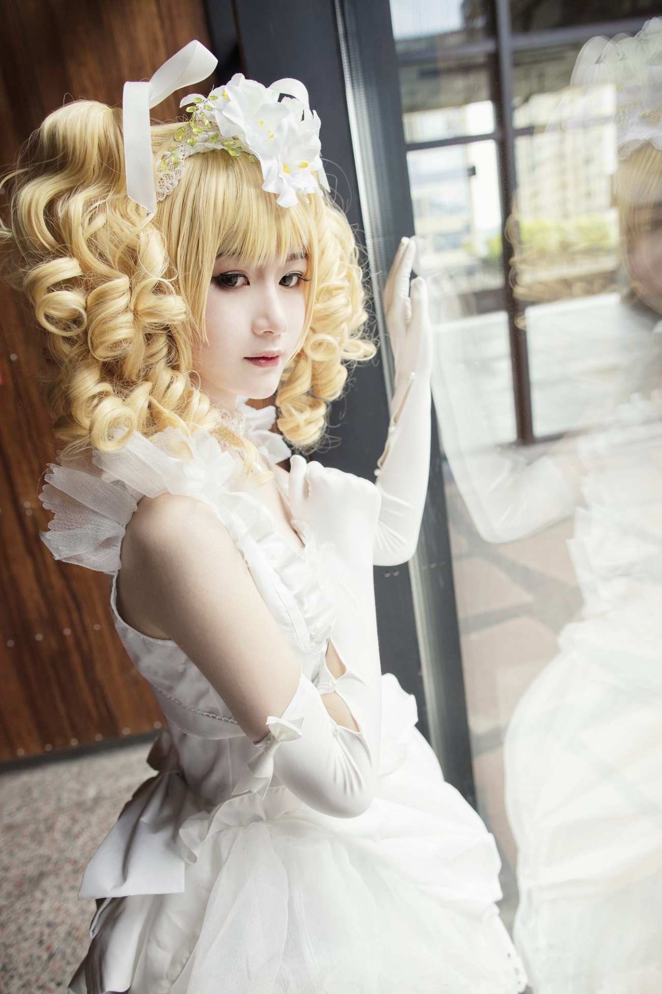 [YITUU艺图语] 2022.04.01 黑执事：伊丽莎白 九歌 [25P/796MB]