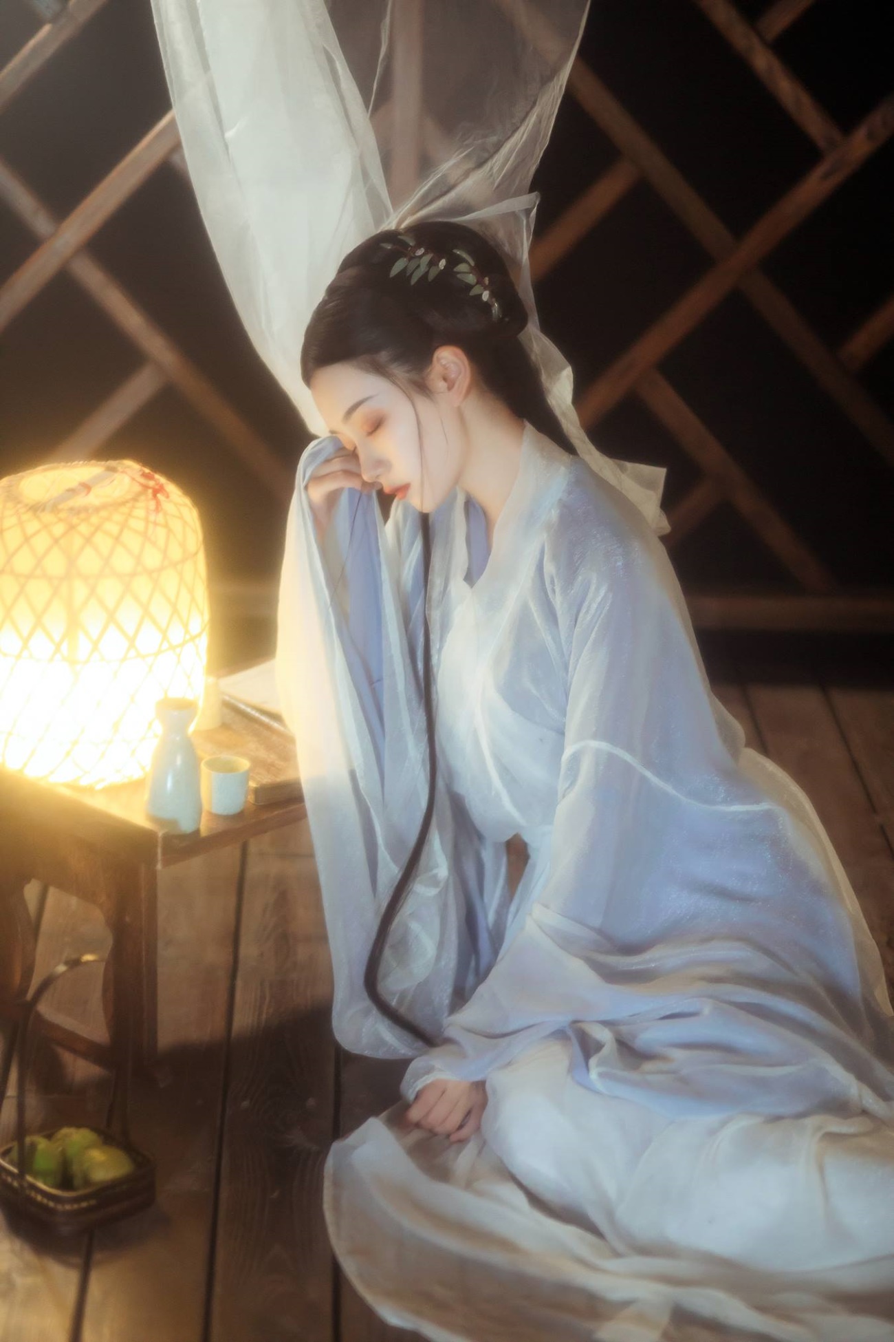 [YITUU艺图语] 2022.03.16 霜莲子 皮皮 [22P/480MB]