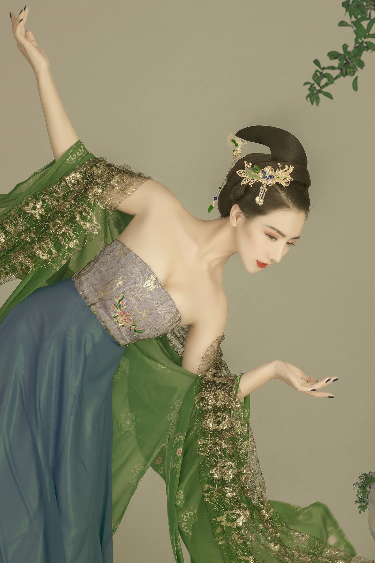 [YITUU艺图语] 2022.03.07 燕山亭 唯宝 [22P/405MB]