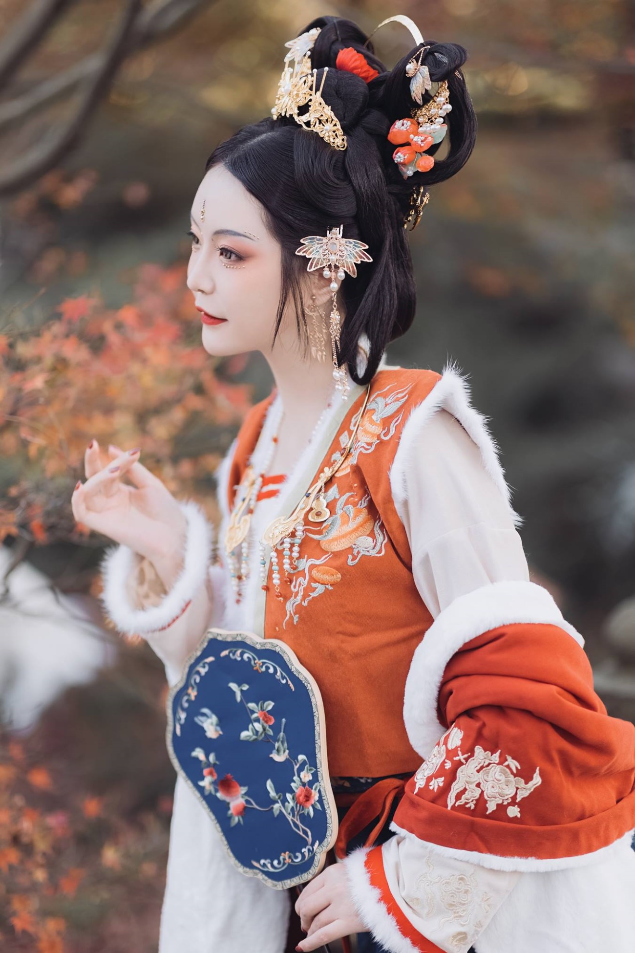 [YITUU艺图语] 2022.03.08 丹枫秋思 璐璐haley [29P/287MB]