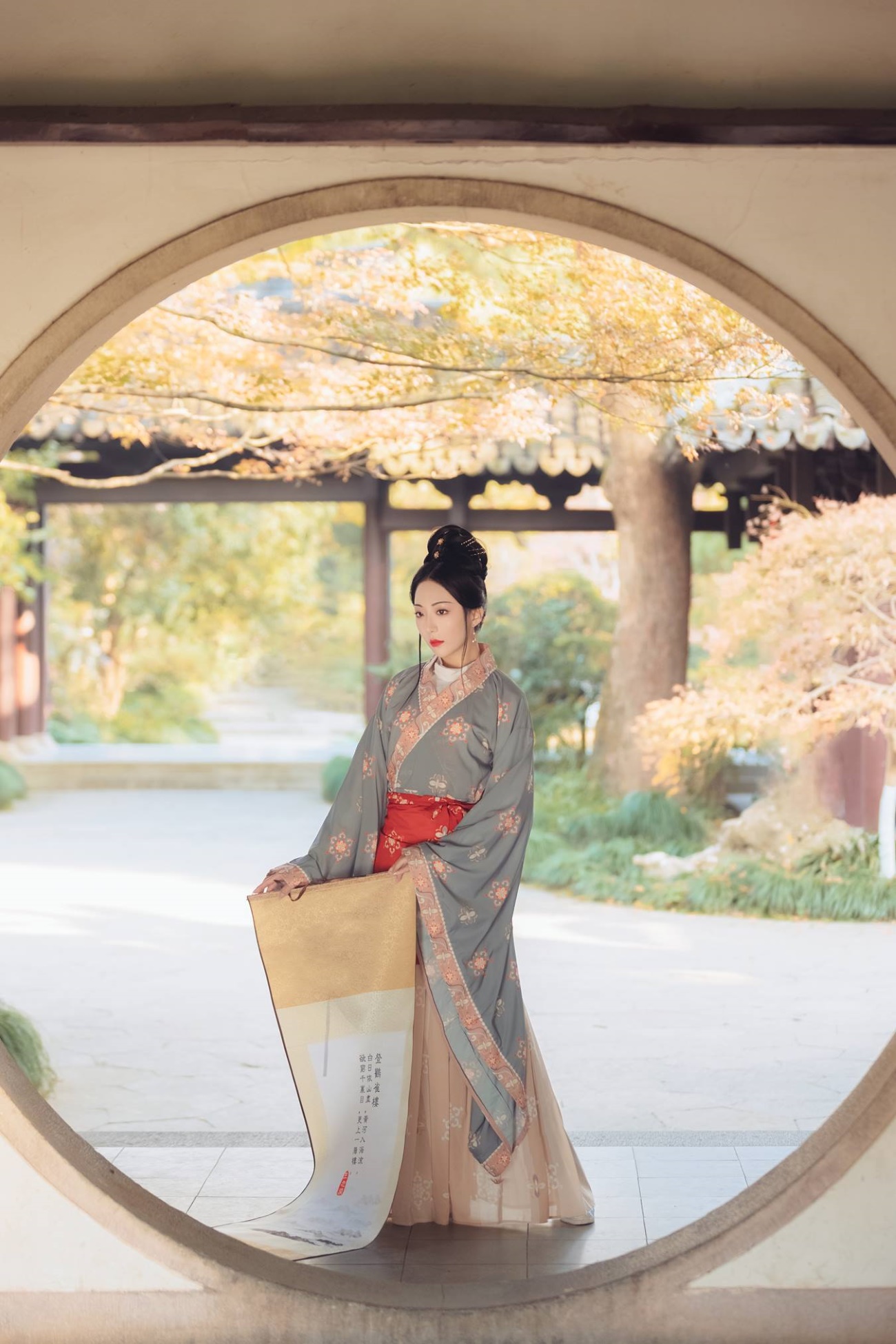 [YITUU艺图语] 2022.03.10 踏枫行 是真的南渊 [30P/271MB]