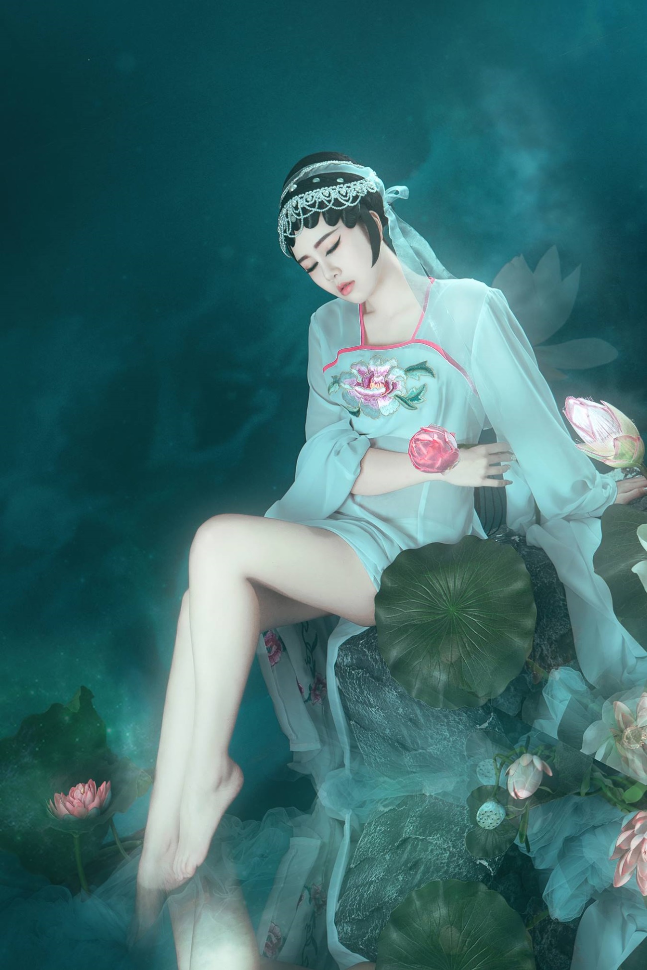 [YITUU艺图语] 2022.03.18 晴雨后 甜宝 [22P/490MB]