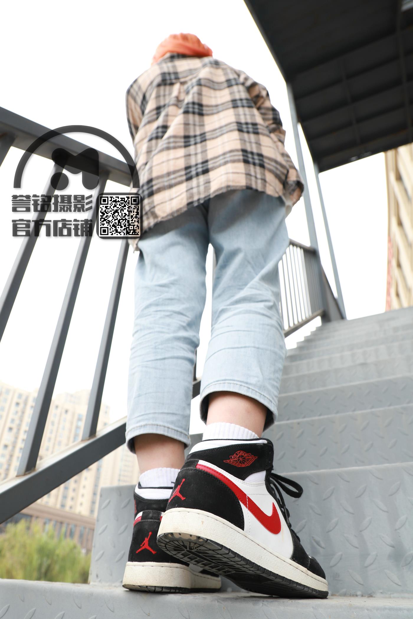 [誉铭传媒]袜足摄影 2020年 NO.045[85P/551MB]