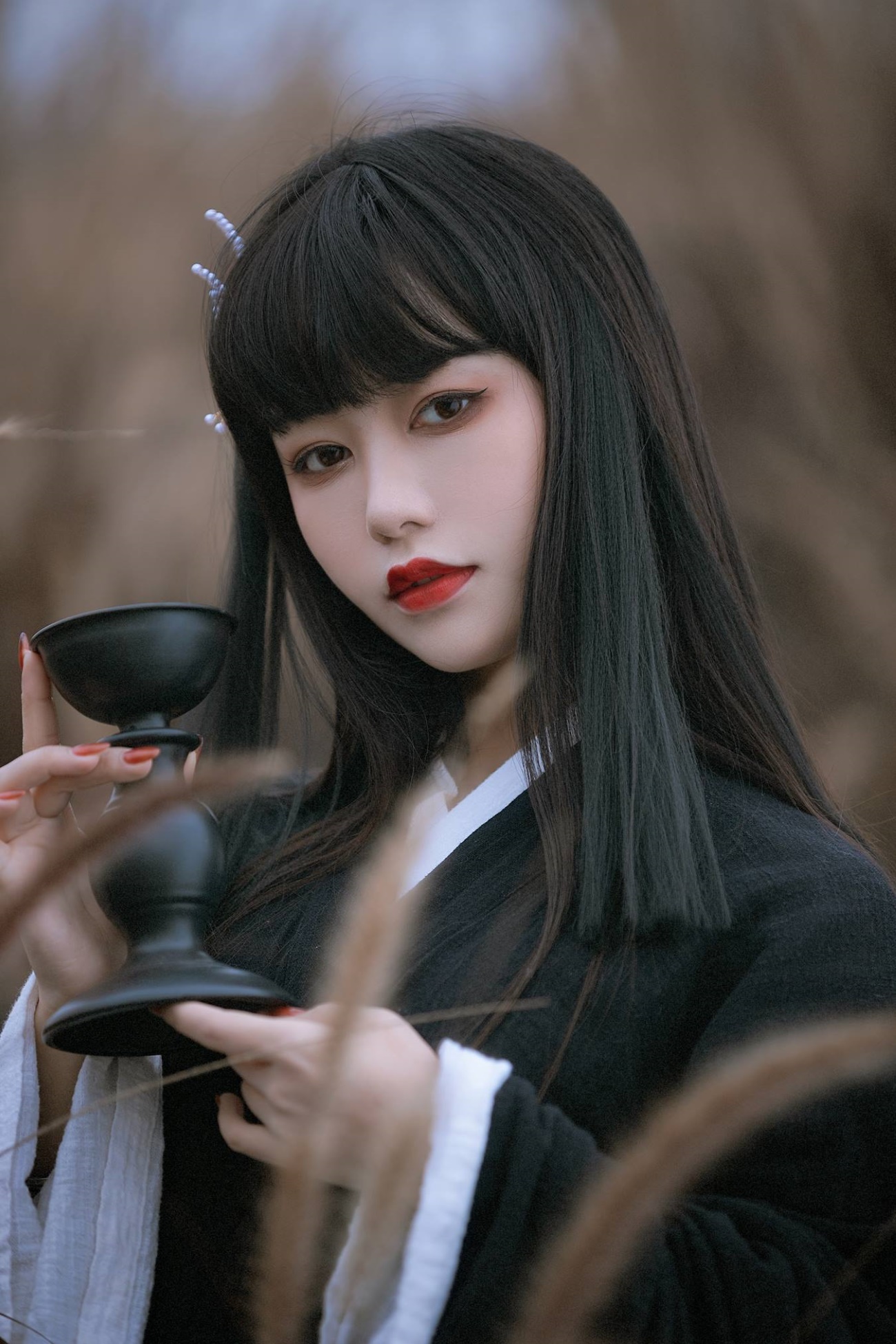 [YITUU艺图语] 2022.03.18 暗河 梨一依 [23P/291MB]