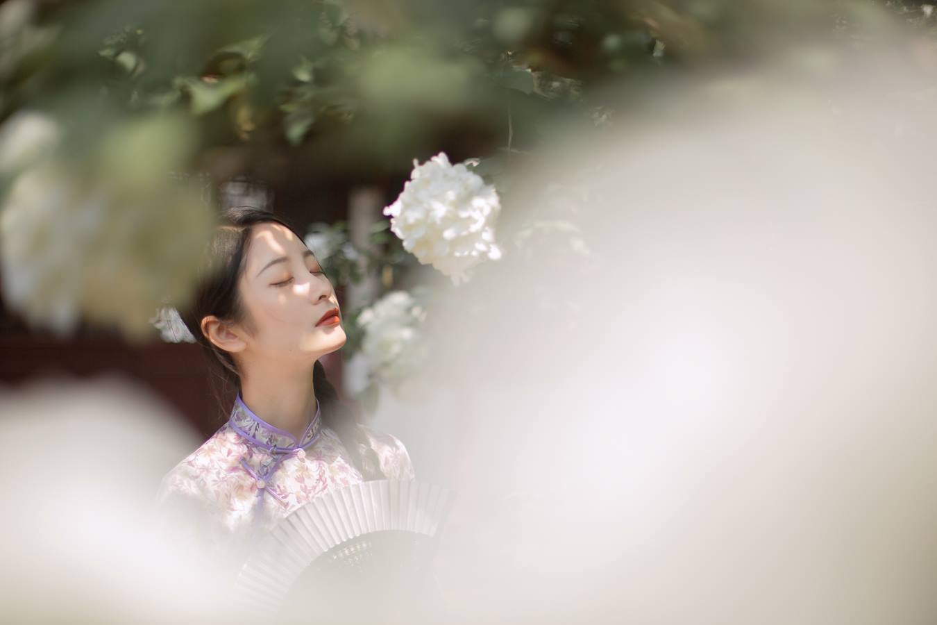 [YITUU艺图语] 2022.03.24 穆穆清风至 五月的三花猫 [29P/136MB]