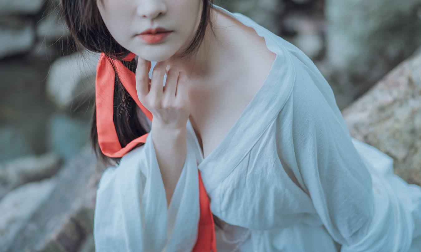 [YITUU艺图语] 2022.04.02 染红尘 雅熙 [25P/268MB]