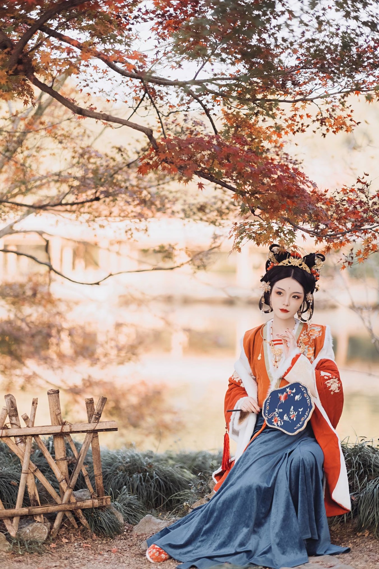 [YITUU艺图语] 2022.03.08 丹枫秋思 璐璐haley [29P/287MB]