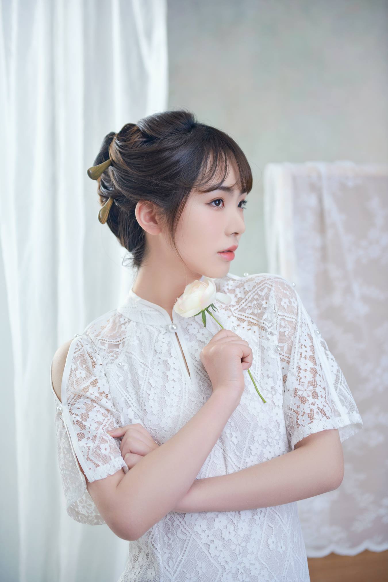 [YITUU艺图语] 2022.03.30 白玫瑰 小胡 [21P/396MB]