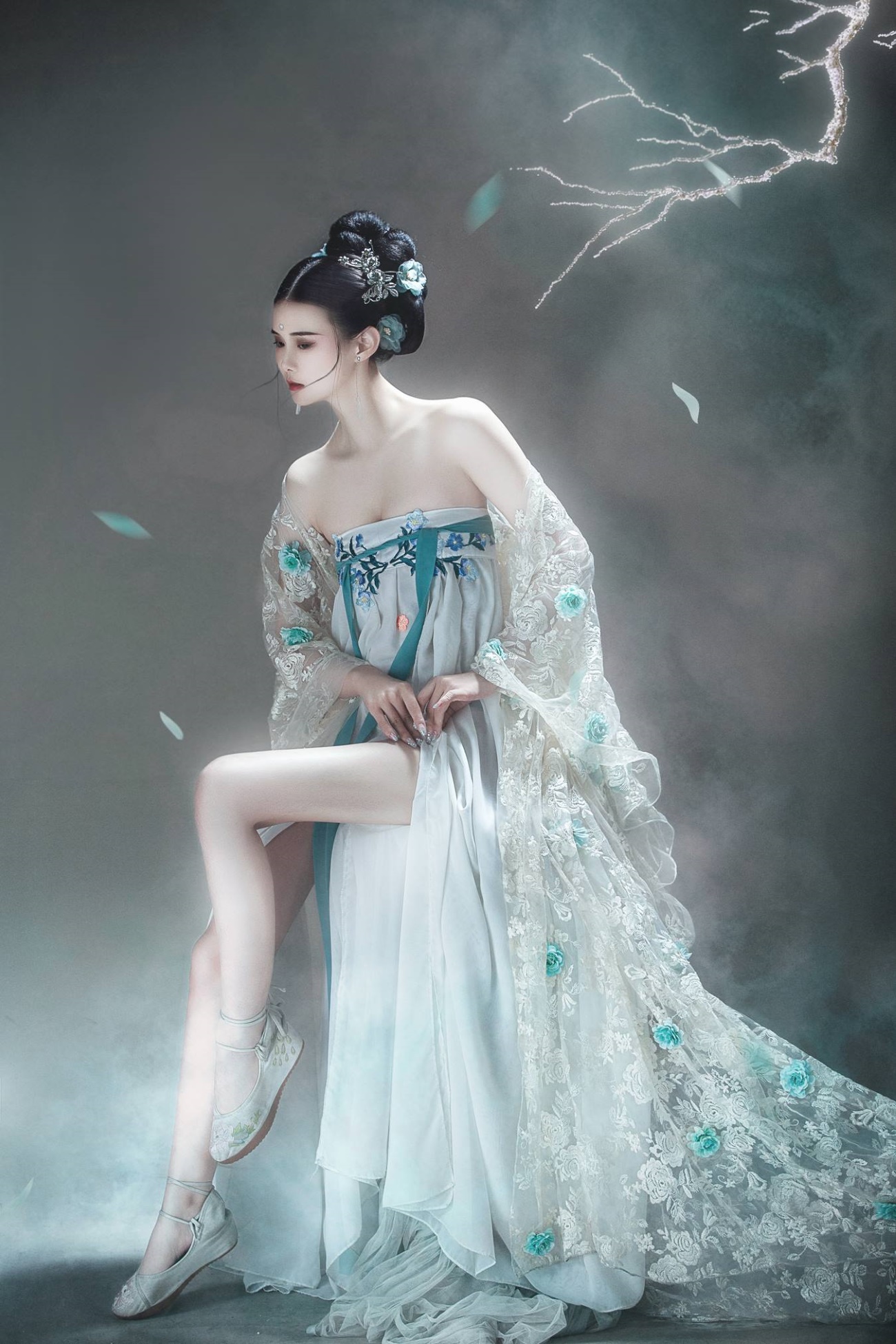 [YITUU艺图语] 2022.03.13 莺啼序 欣宝 [23P/289MB]