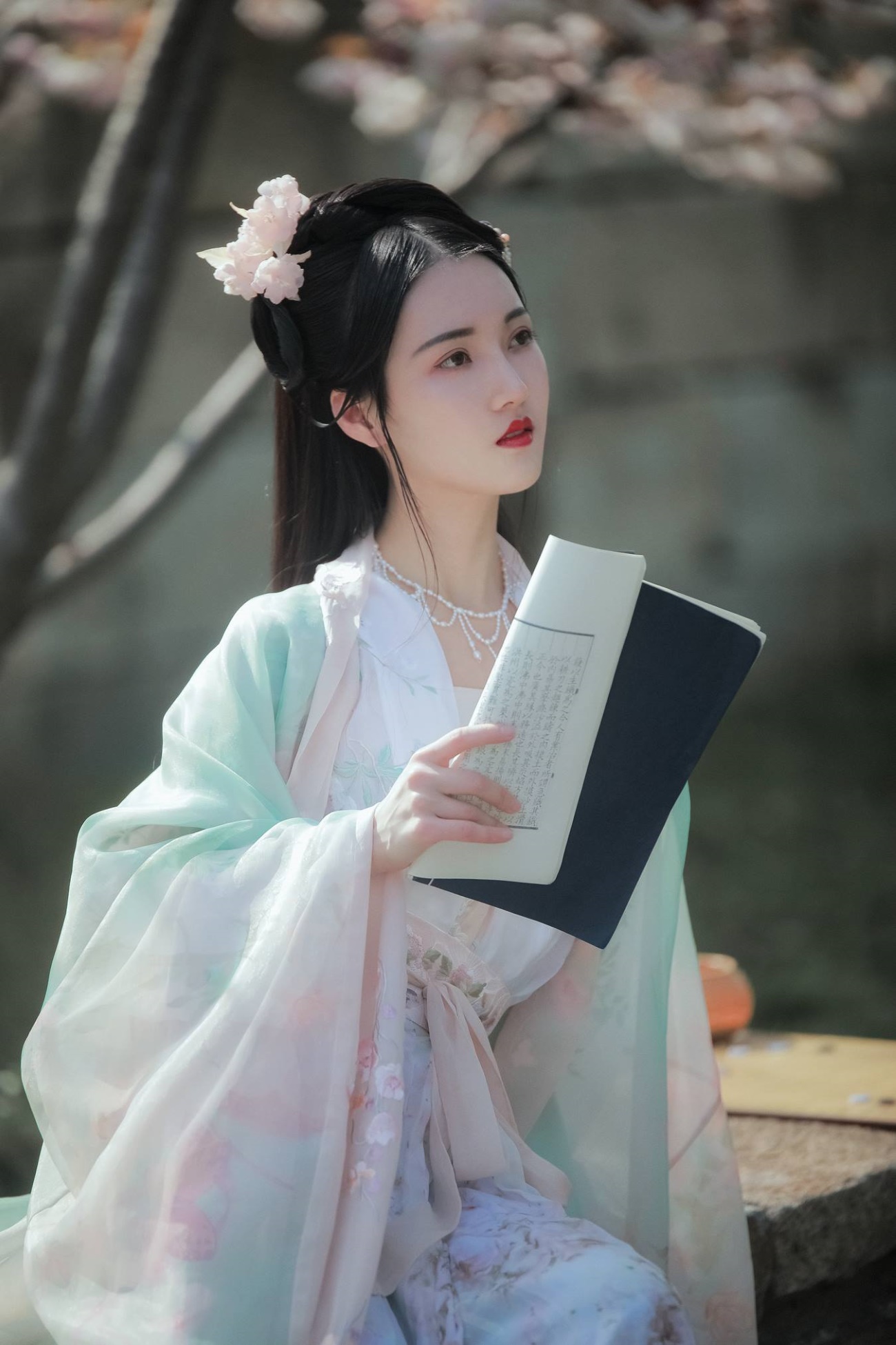 [YITUU艺图语] 2022.03.08 春如旧 琦琦 [22P/602MB]