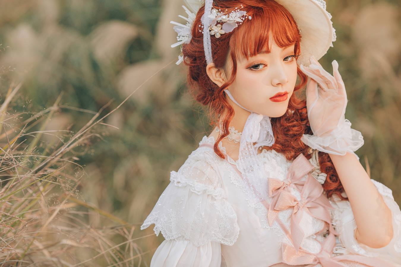 [YITUU艺图语] 2022.03.30 女孩的裙摆 二立喵 [22P/350MB]