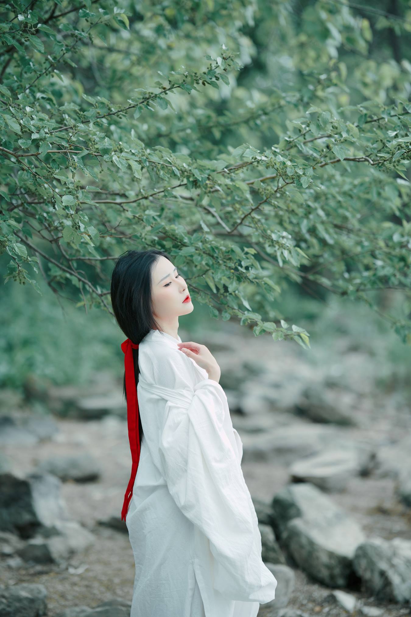 [YITUU艺图语] 2022.04.02 染红尘 雅熙 [25P/268MB]