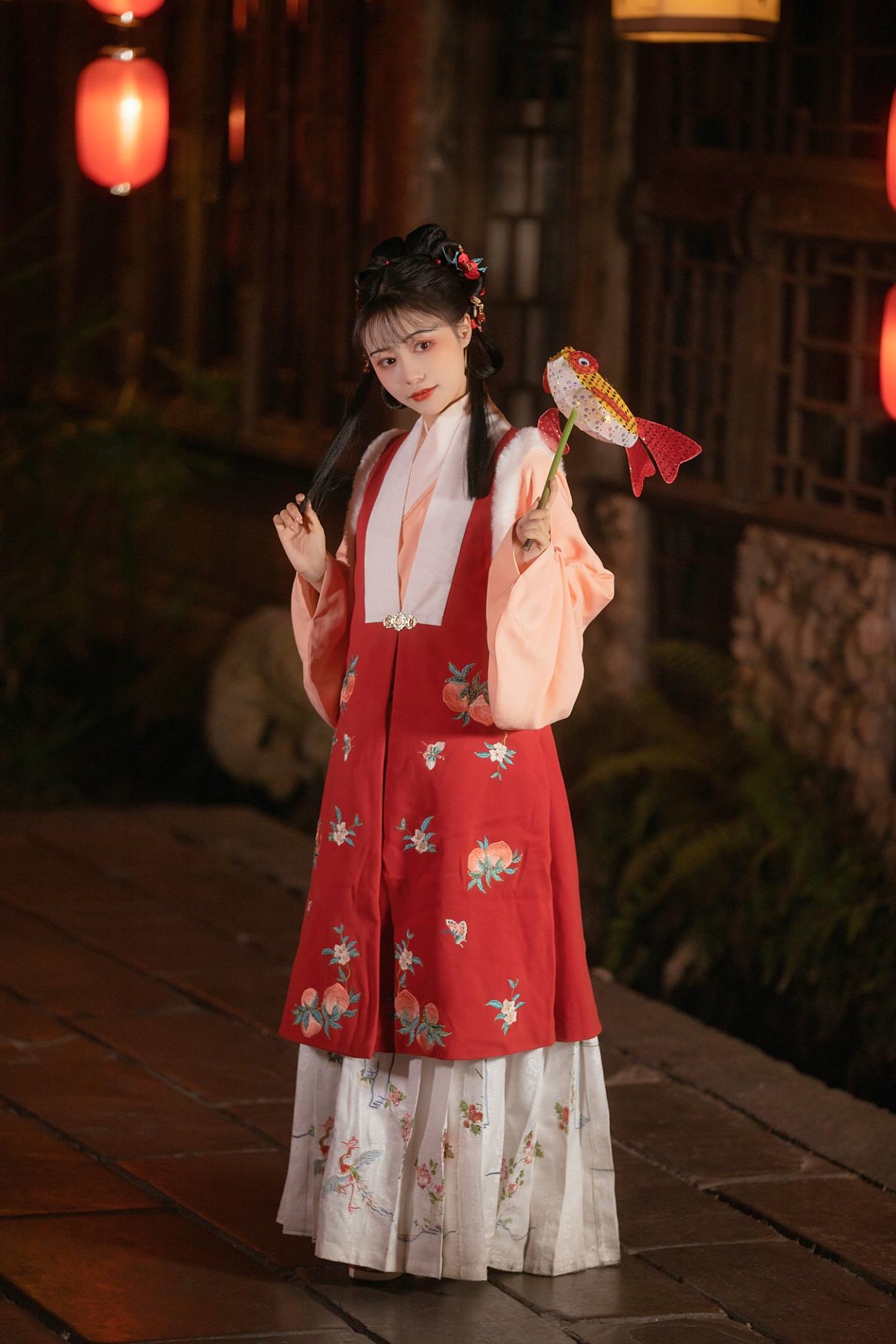 [YITUU艺图语] 2022.03.16 上元 梨一依 [26P/435MB]