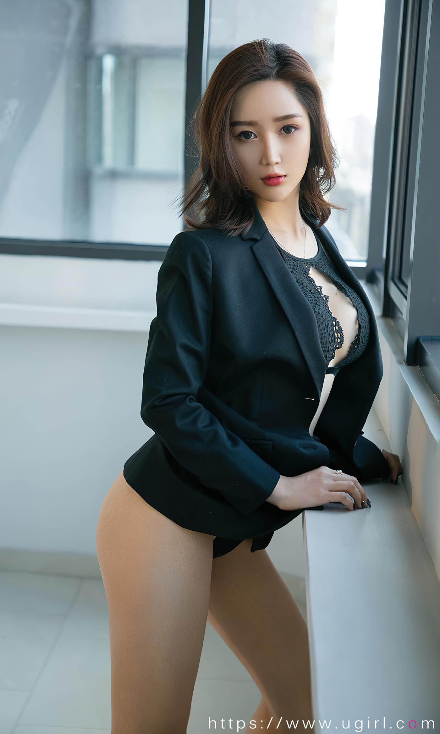 [爱尤物]2023 NO.2510 李莉莉 情难了[35P/97MB]
