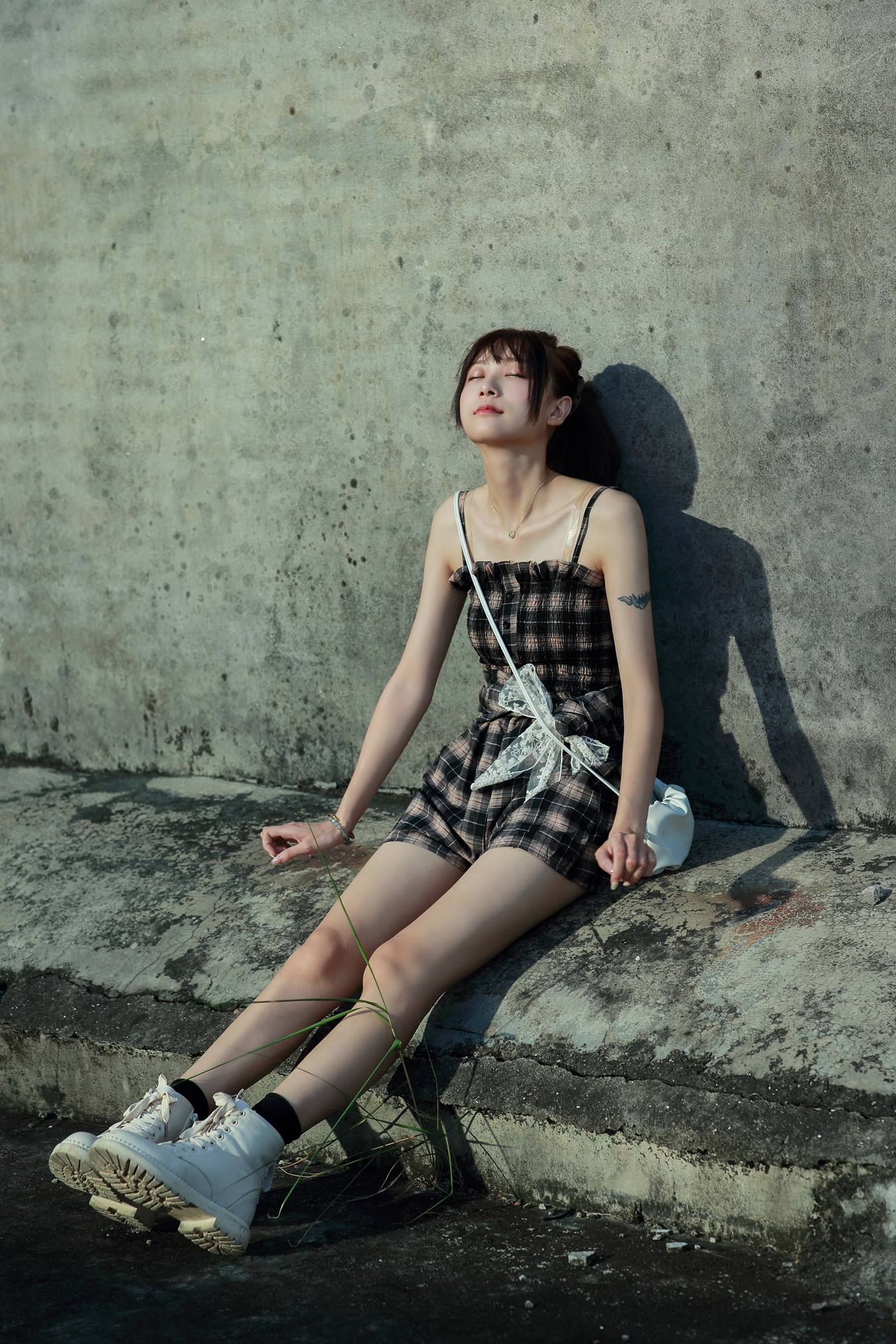 [YITUU艺图语] 2022.03.26 城市边缘 菜菜 [42P/418MB]