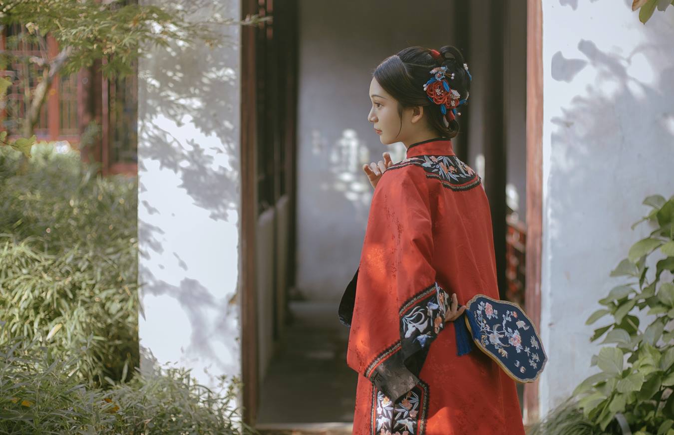 [YITUU艺图语] 2022.03.29 谁念西风独自凉 Juuuudy兒 [43P/220MB]