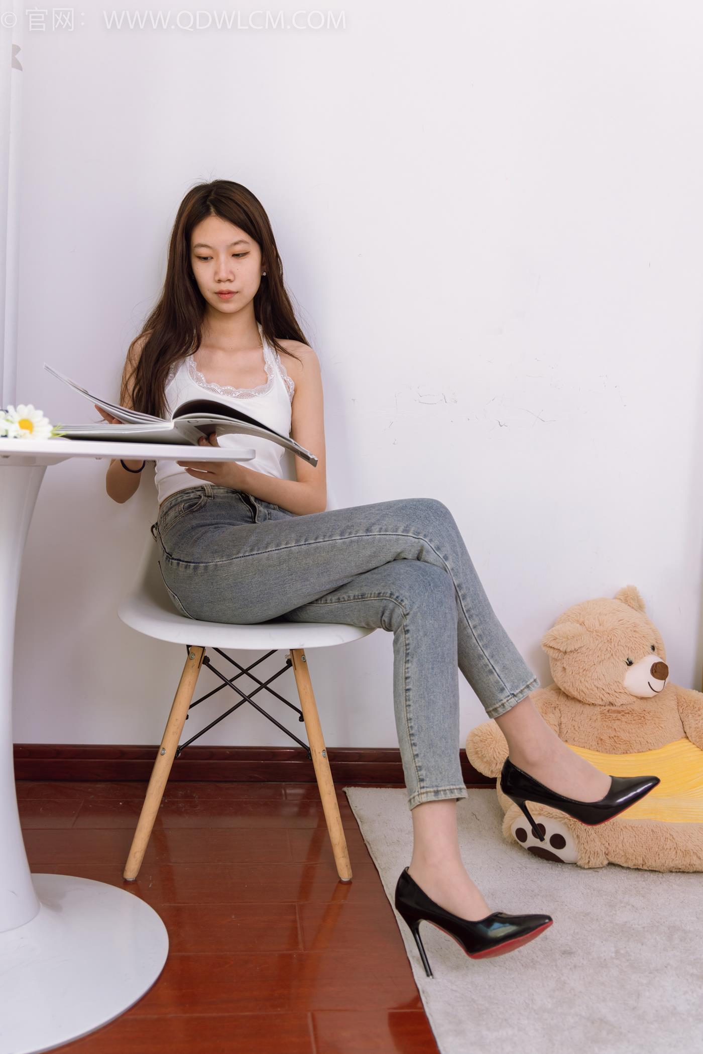 物恋传媒 NO.1459 纤纤-粉色蝴蝶结[150P/1V/5.03GB]