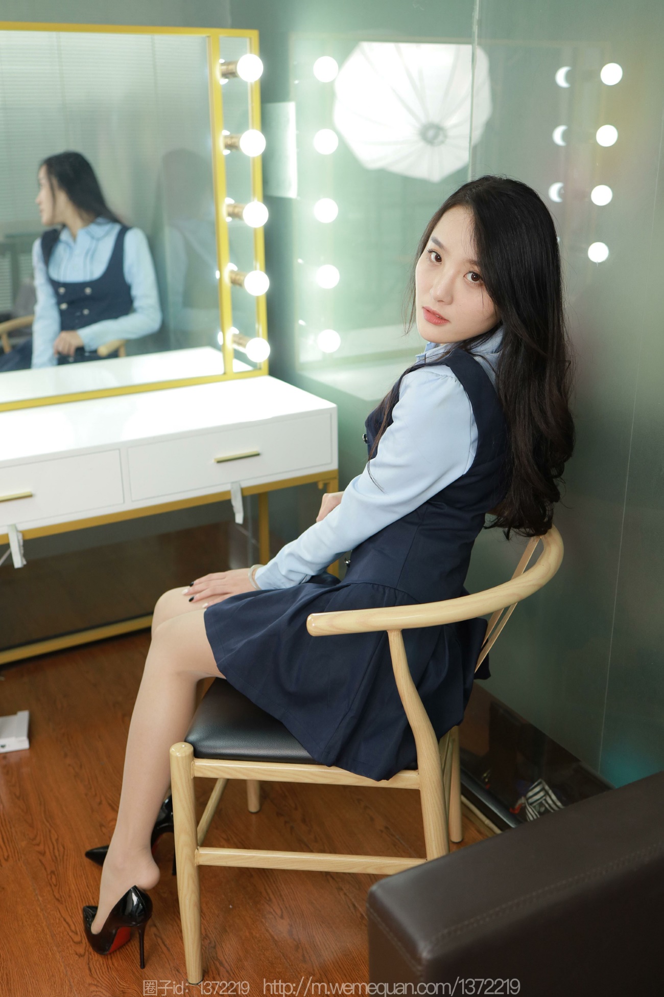 [IESS异思趣向] 耽丝 2023.01.18 婉萍 [89P/83M]