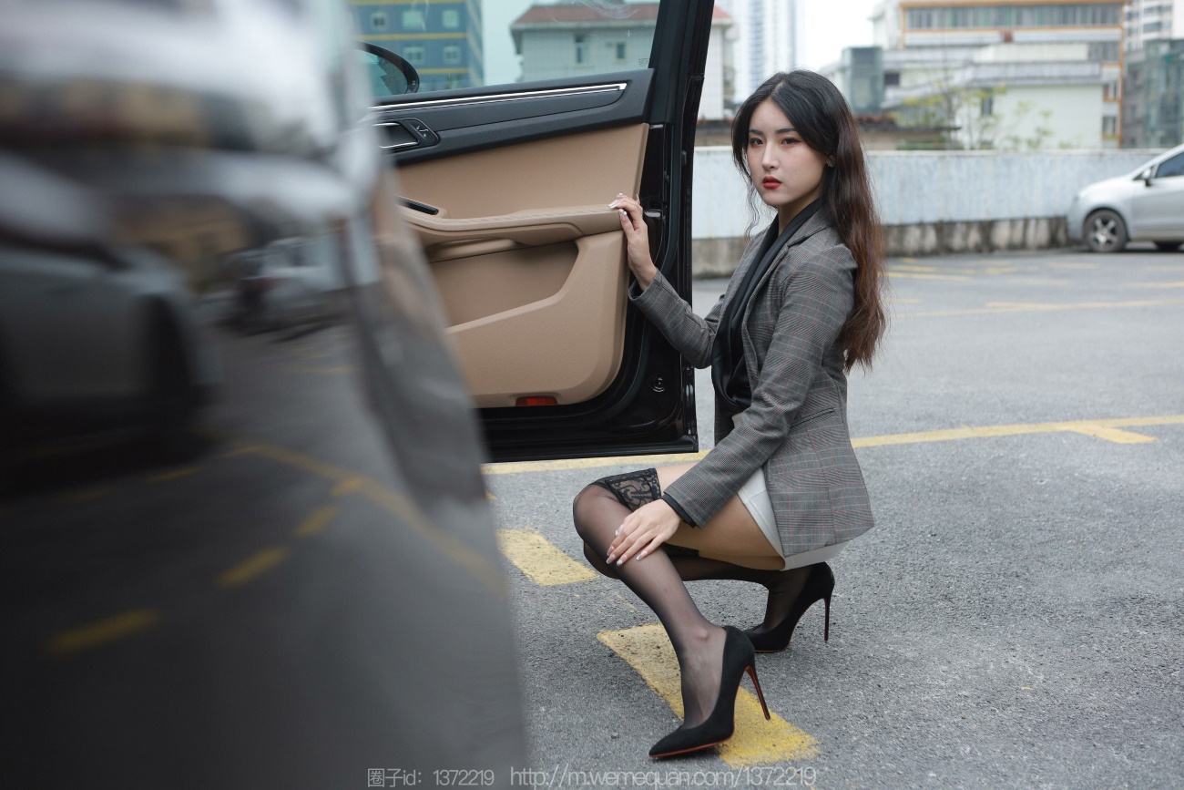 [IESS异思趣向] 耽丝 2023.01.19 小宝 [89P/104M]