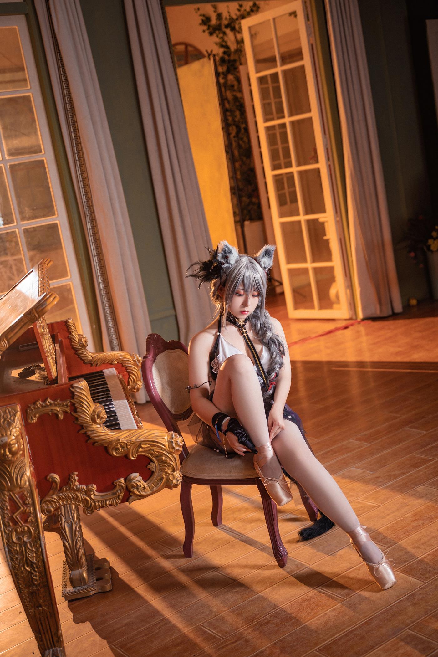 网紅Coser@虎森森  黑芭蕾 [15P/226MB]