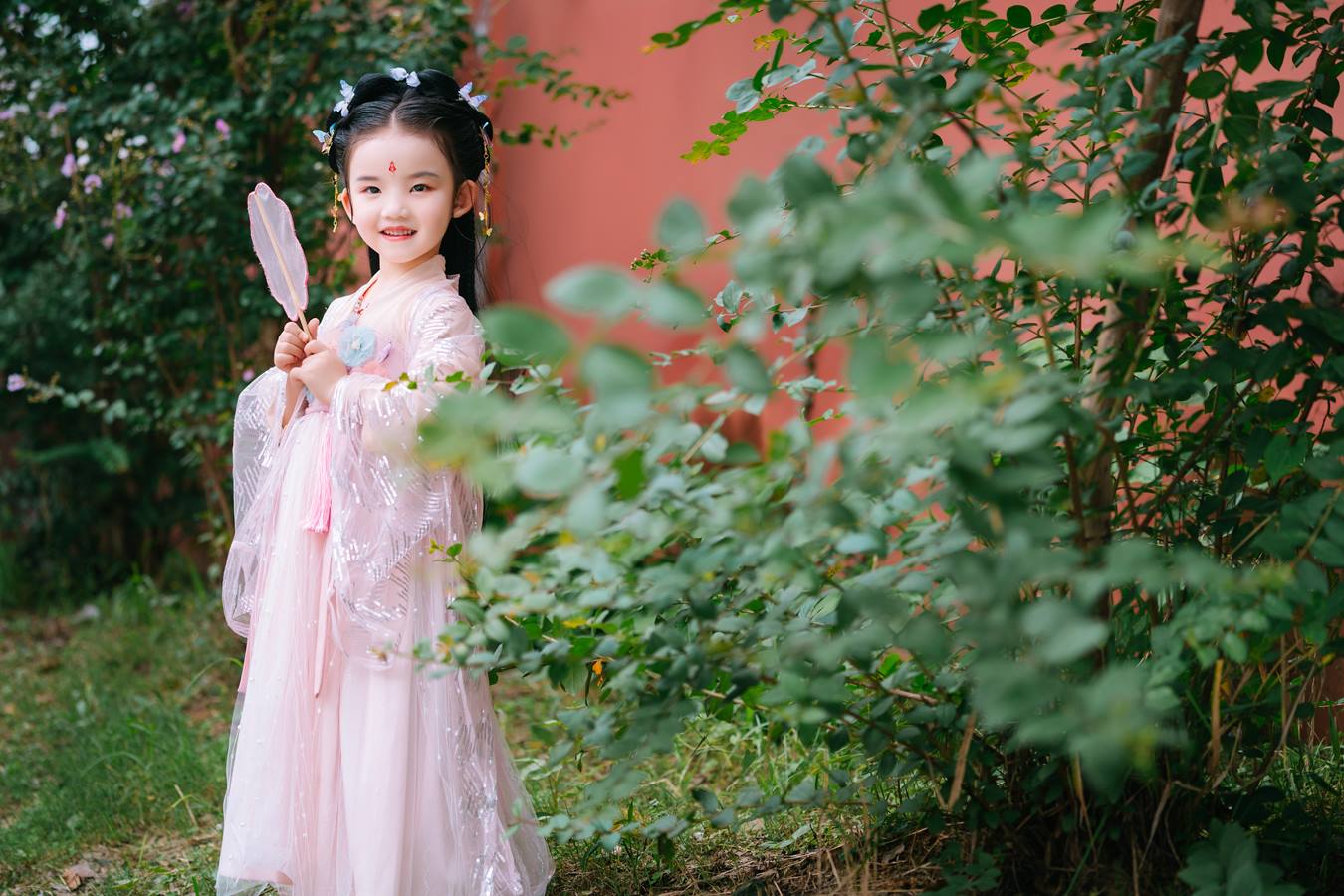 [YITUU艺图语] 2022.04.06 穿汉服的小萌娃 小语 [31P/247MB]