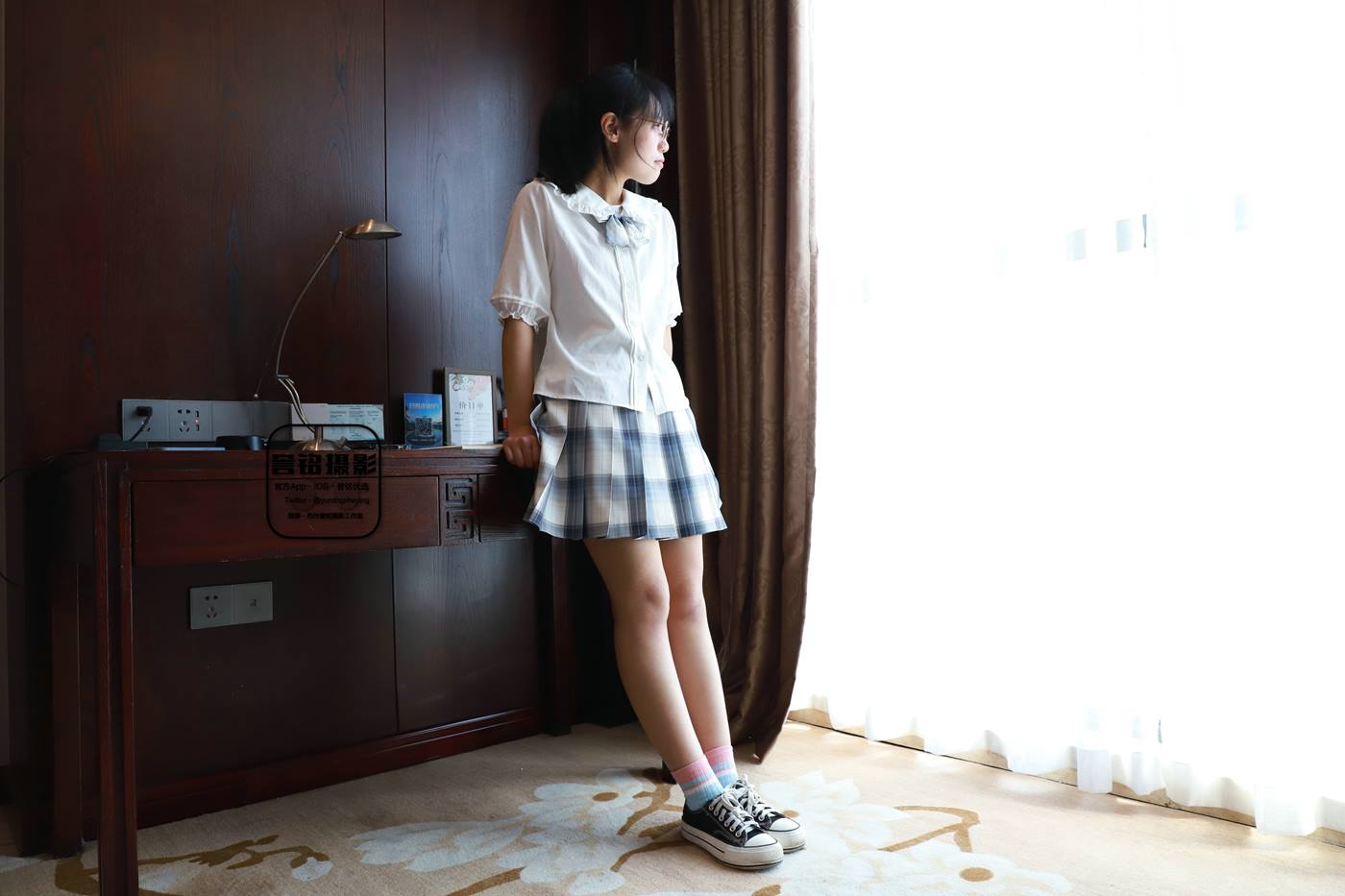 [誉铭传媒]袜足摄影 2023年 NO.006[90P/1V/1.07GB]