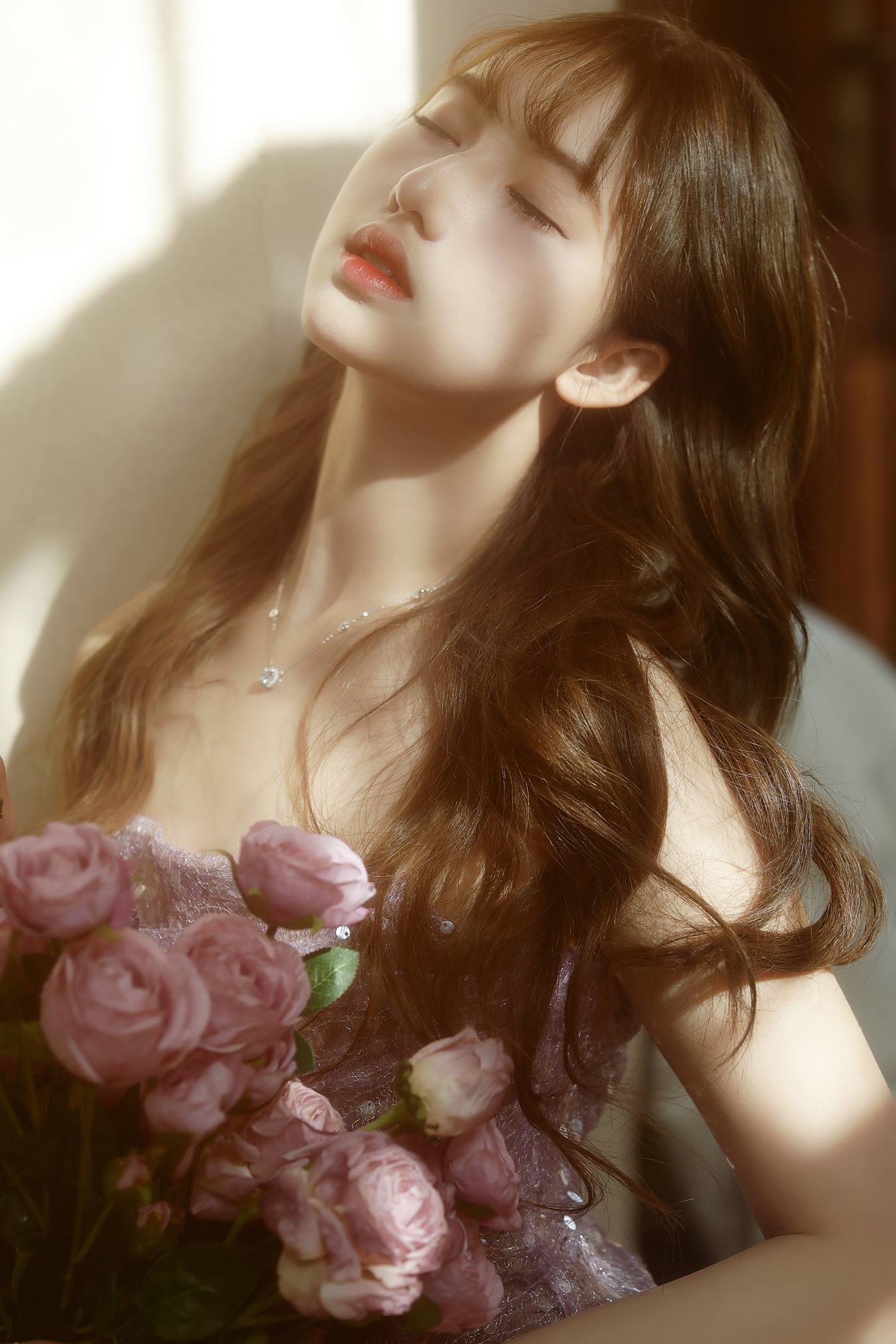 [YITUU艺图语] 2022.04.15 紫蔷薇 怡子yiii [21P/242MB]