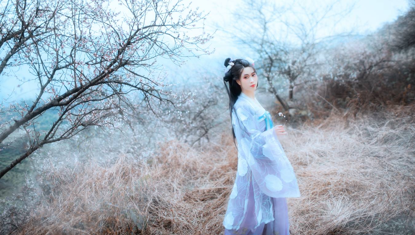 [YITUU艺图语] 2022.04.04 问梅子 初茶 [37P/637MB]