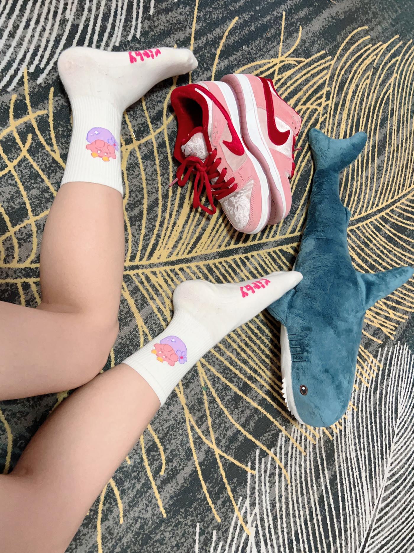 [誉铭传媒]袜足摄影 2023年《04月整合作品》[130P/8V/958MB]