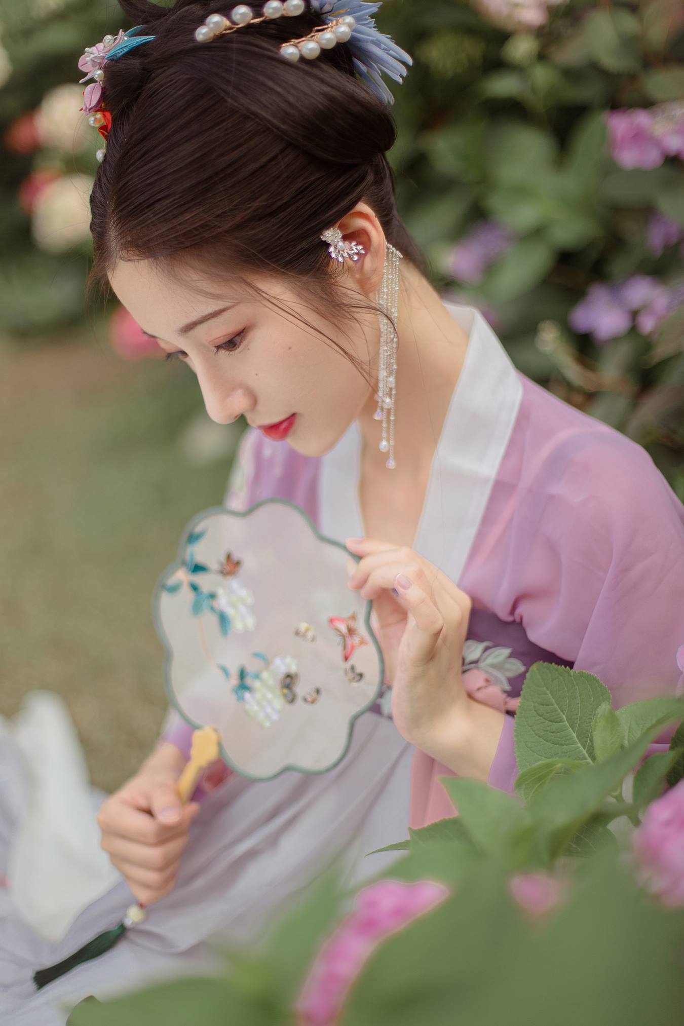 [YITUU艺图语] 2022.04.05 十二花神令之八仙花 大仙奶奶 [24P/131MB]