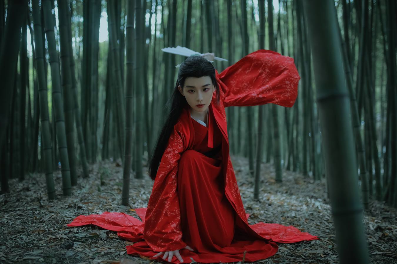 [YITUU艺图语] 2022.04.08 温客行 _喵喵家的小鱼干_ [22P/403MB]