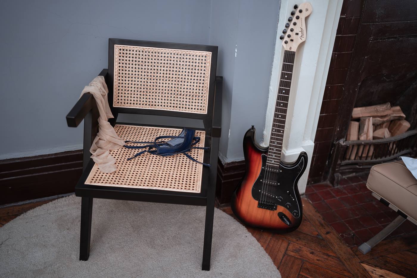 可爱人气Coser面饼仙儿 吉他妹妹牛仔裤 [27P/279MB]