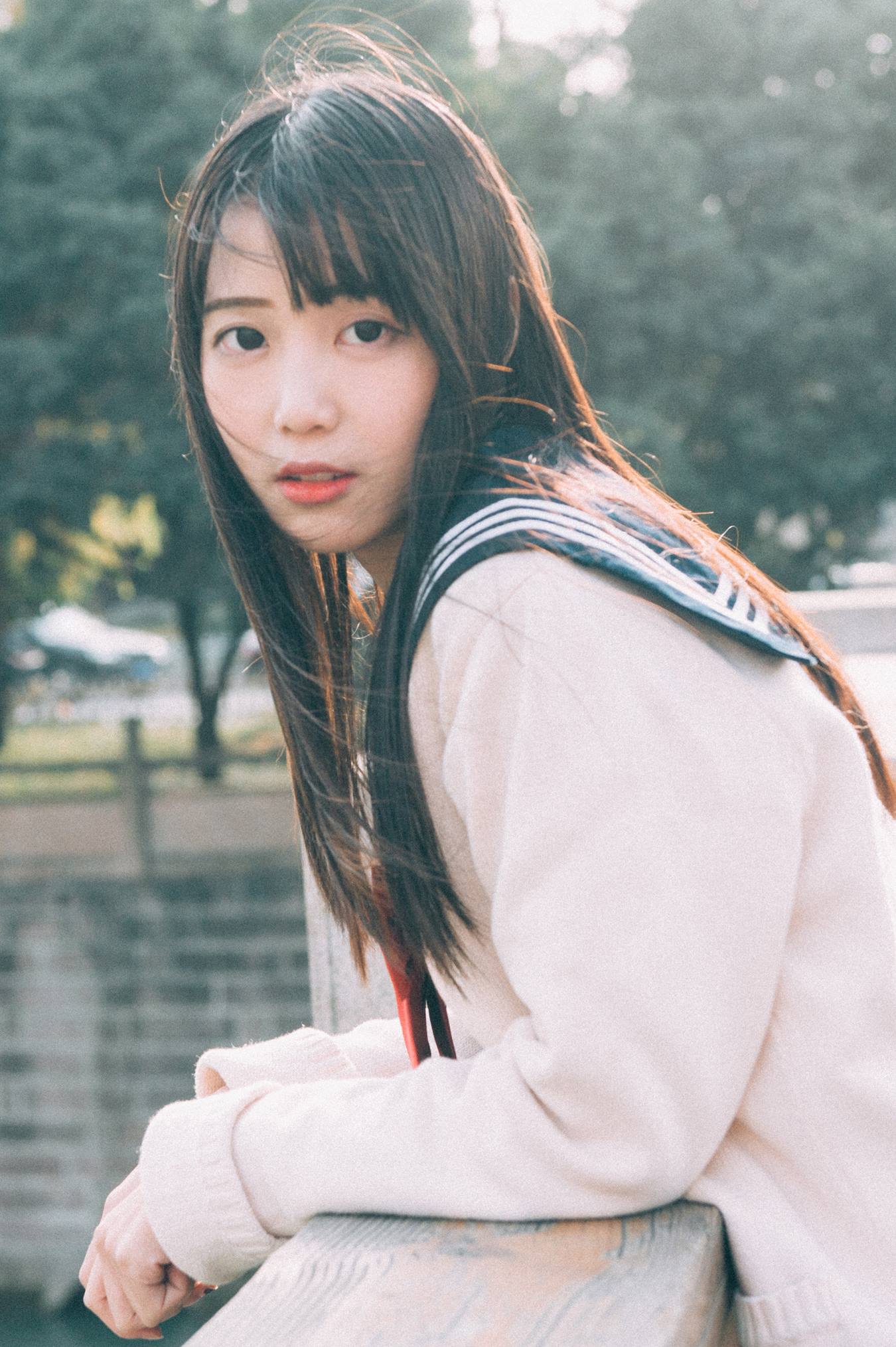 [YITUU艺图语] 2022.04.12 暖阳下 如歌 [22P/263MB]