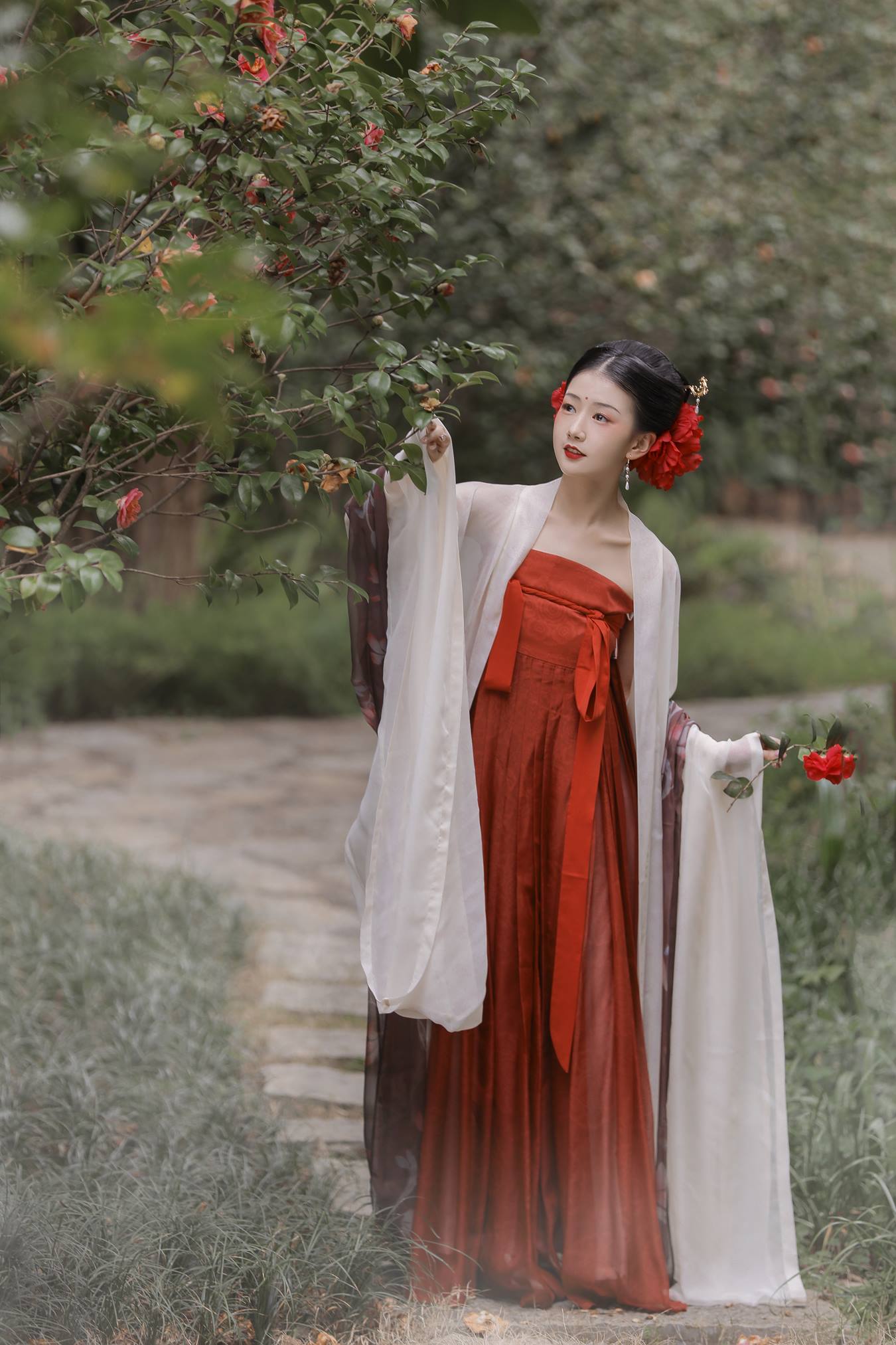 [YITUU艺图语] 2022.04.15 见山茶 好爱吃糯米_ [22P/447MB]