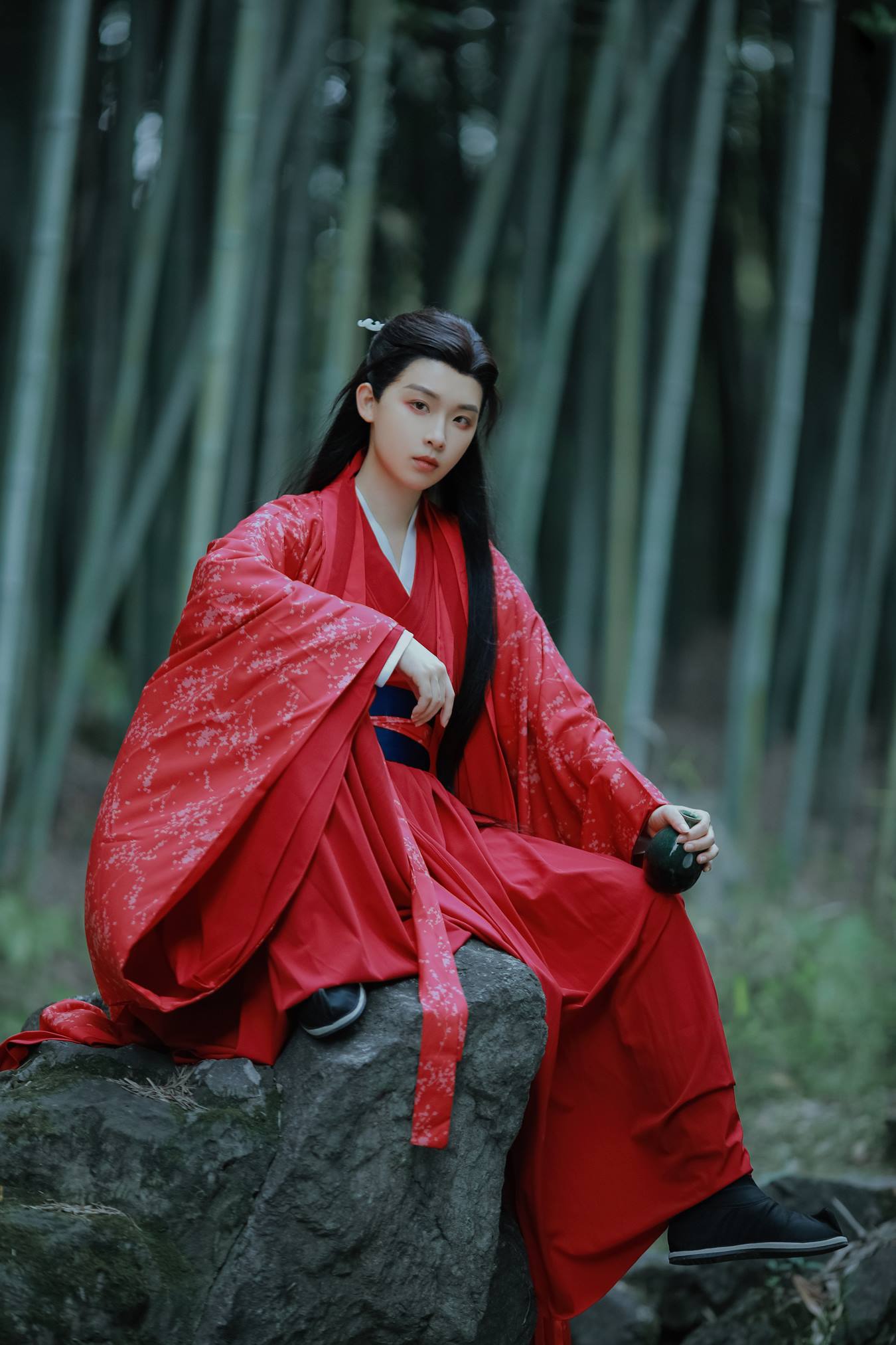 [YITUU艺图语] 2022.04.08 温客行 _喵喵家的小鱼干_ [22P/403MB]