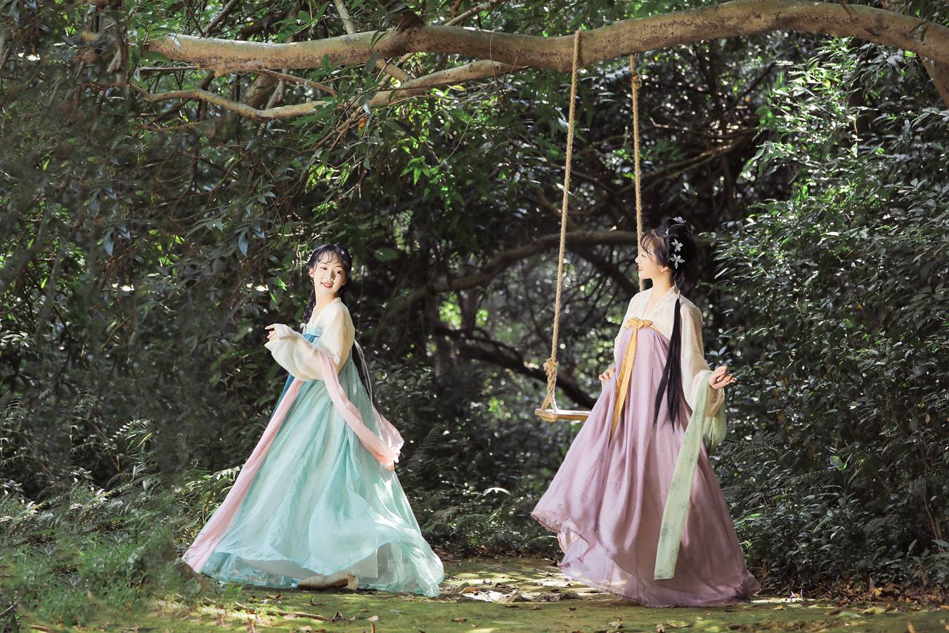 [YITUU艺图语] 2022.04.10 聘婷 秋哒哒- [25P/456MB]