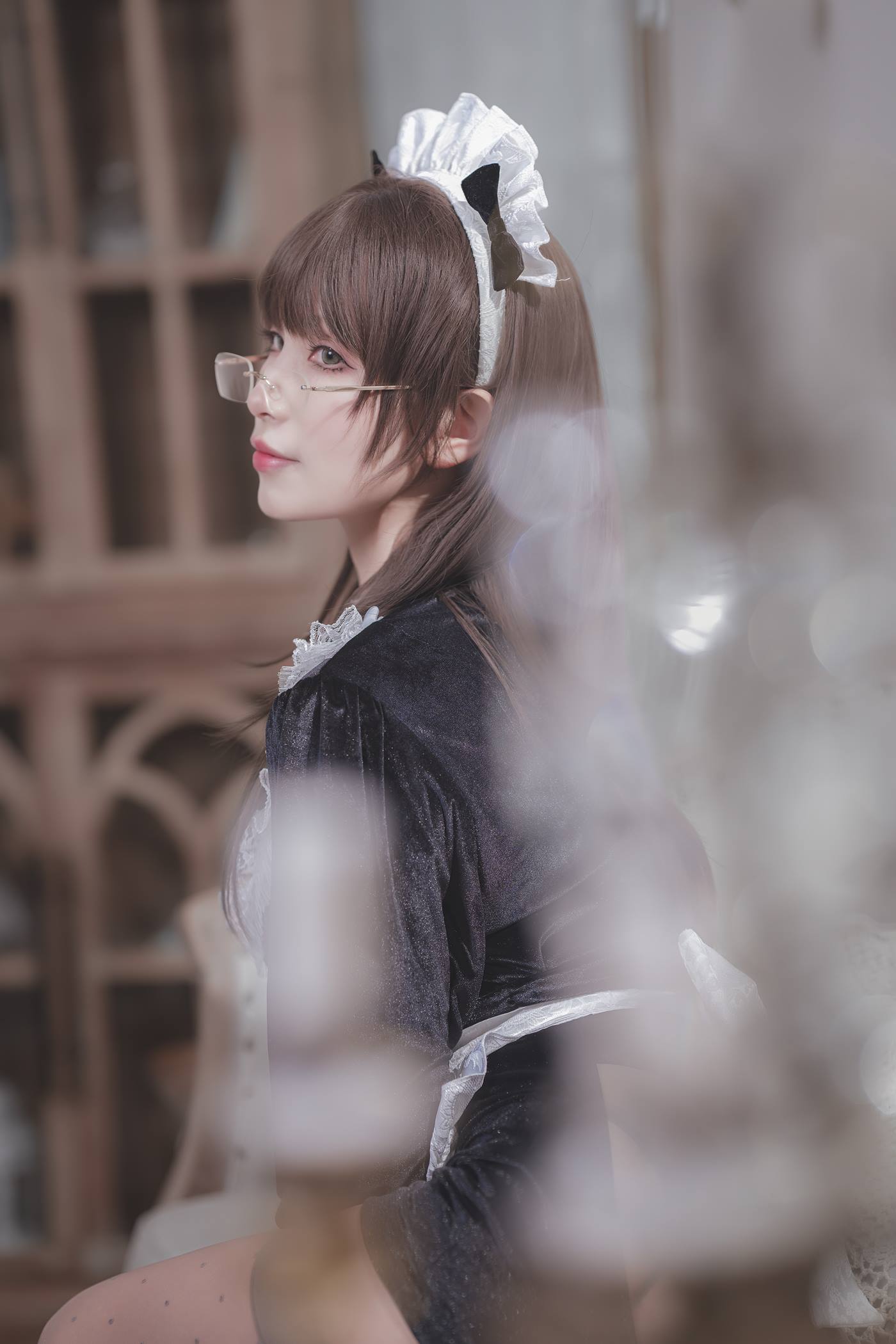 Neko-薇薇 丝绒女仆 [40P/102MB]