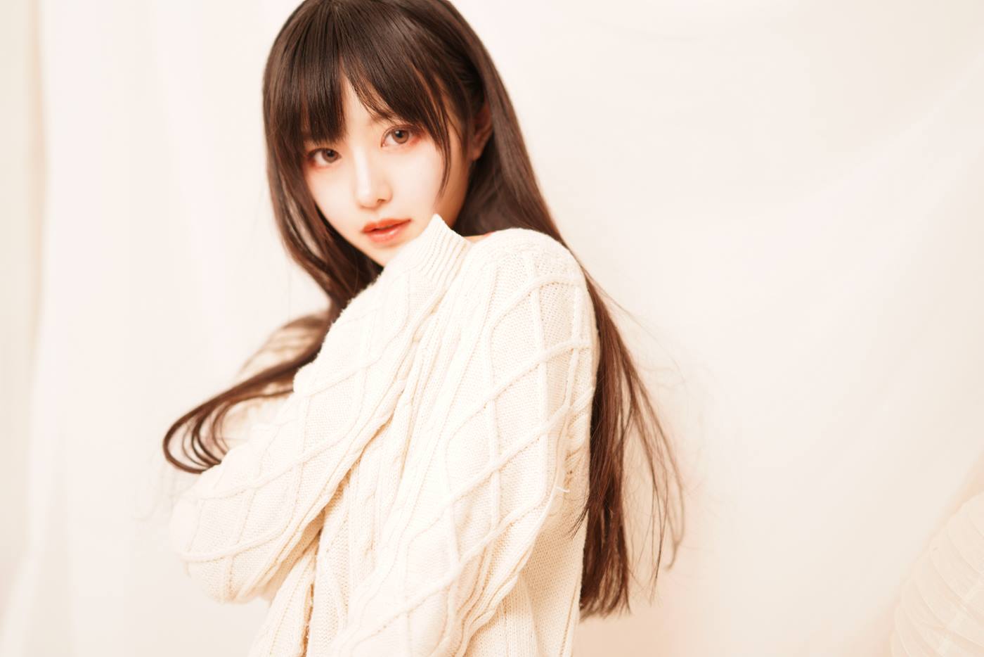 Shika小鹿鹿 - 长发姑娘[21P/55MB]