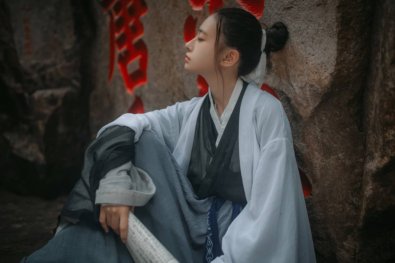 [YITUU艺图语] 2022.04.09 青山 叶初婳 [26P/263MB]