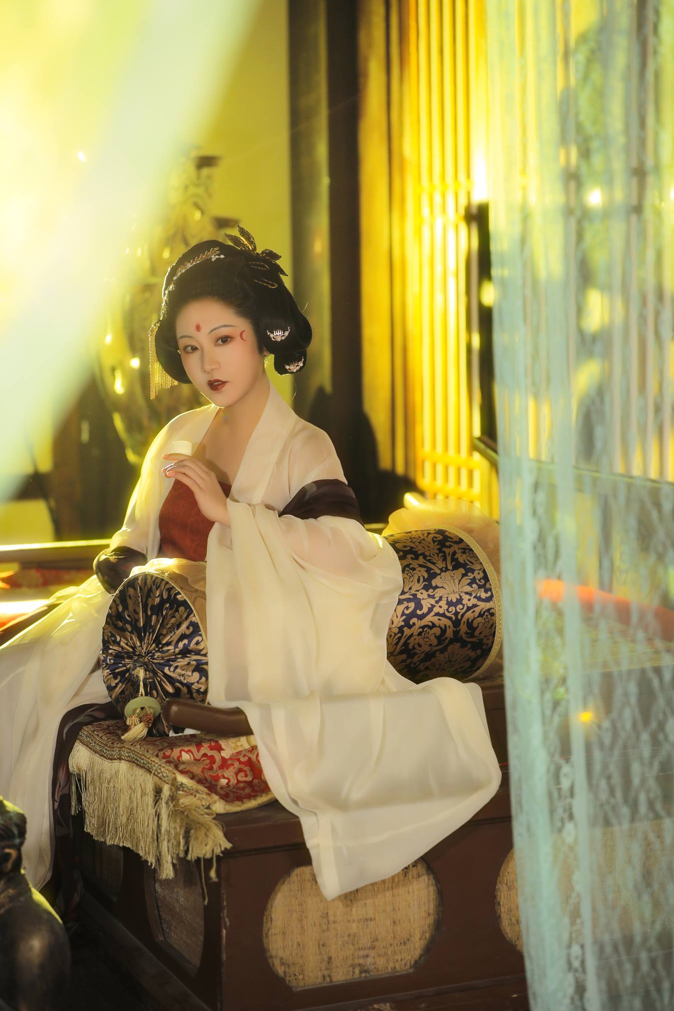 [YITUU艺图语] 2022.04.20 独醉 沉诗思 [22P/231MB]