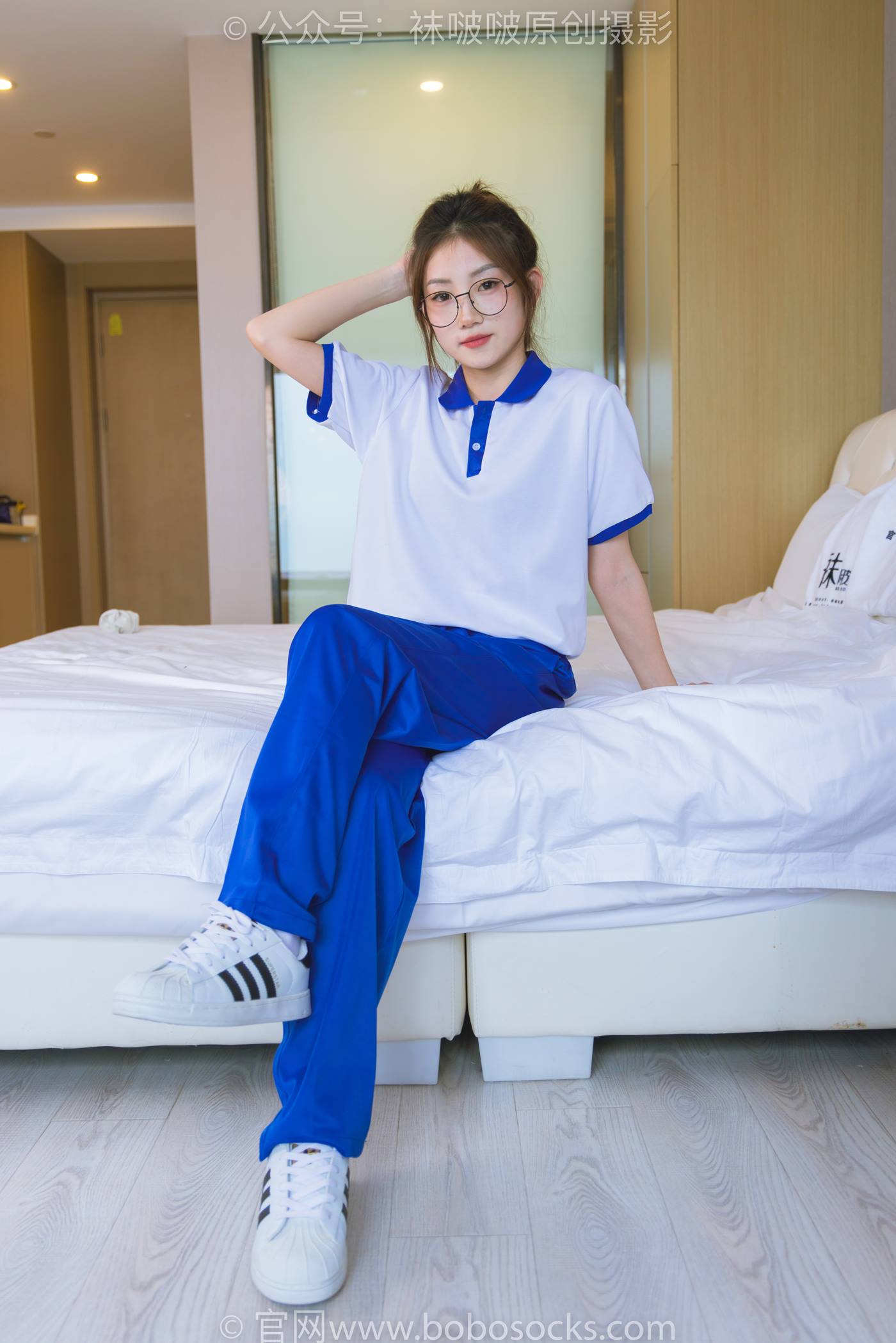 [BoBoSocks袜啵啵]NO.193 小沫-贝壳头板鞋、白棉袜、肉丝、校服裤里丝[140P/1V/6.07GB]