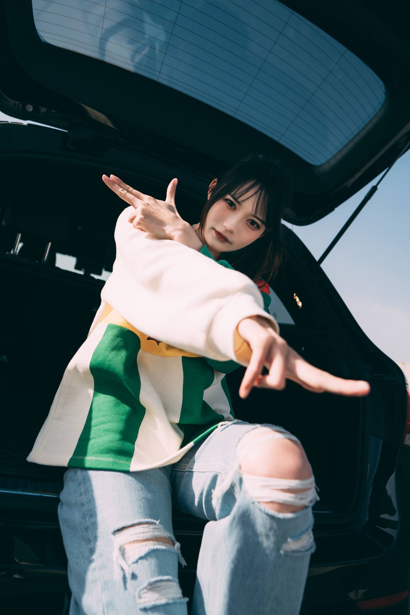 [YITUU艺图语] 2022.04.07 阳光滨海 兔子Zzz不吃胡萝卜 [29P/179MB]