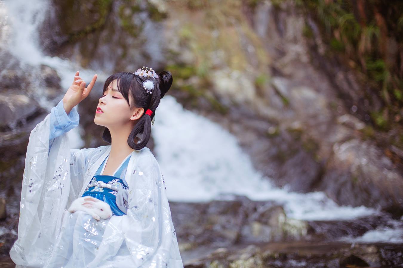 [YITUU艺图语] 2022.04.08 山气日夕佳，飞鸟相与还 悠然Hime [30P/202MB]