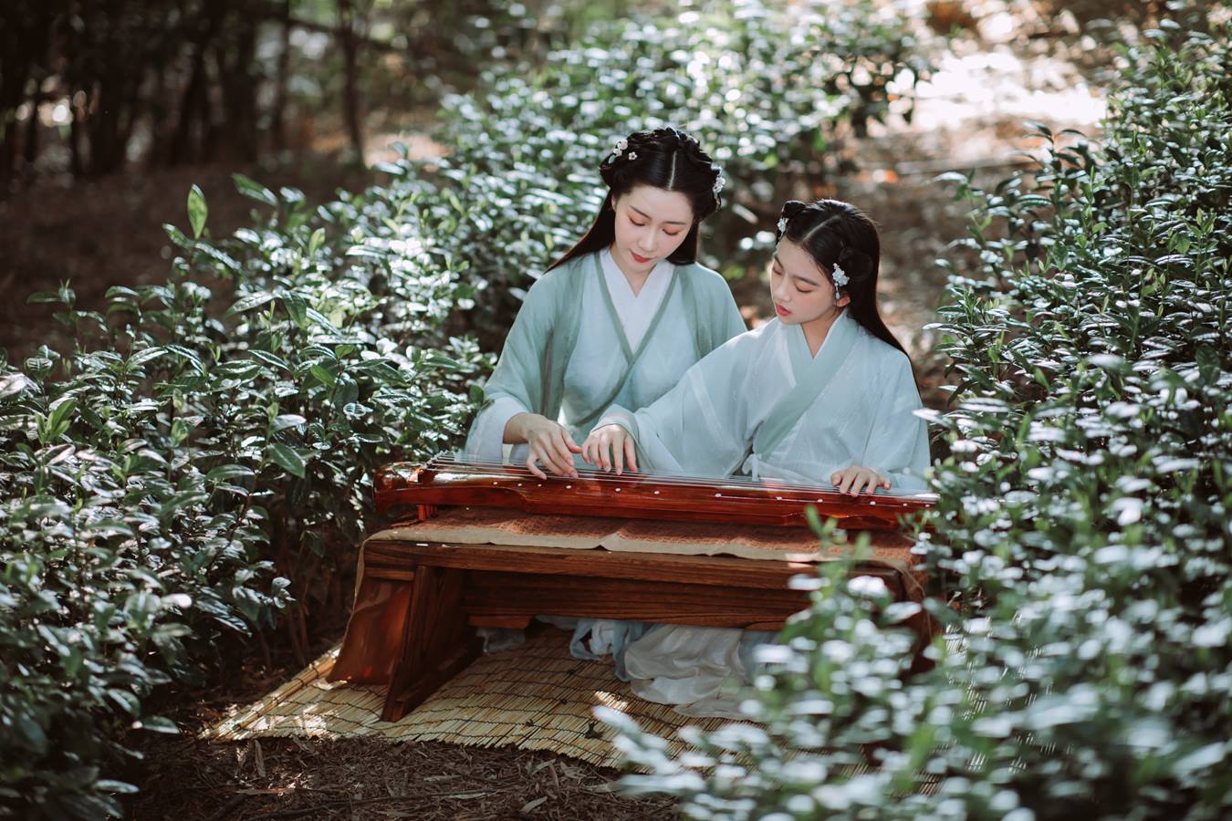 [YITUU艺图语] 2022.04.11 茶园 木景抒 [33P/365MB]