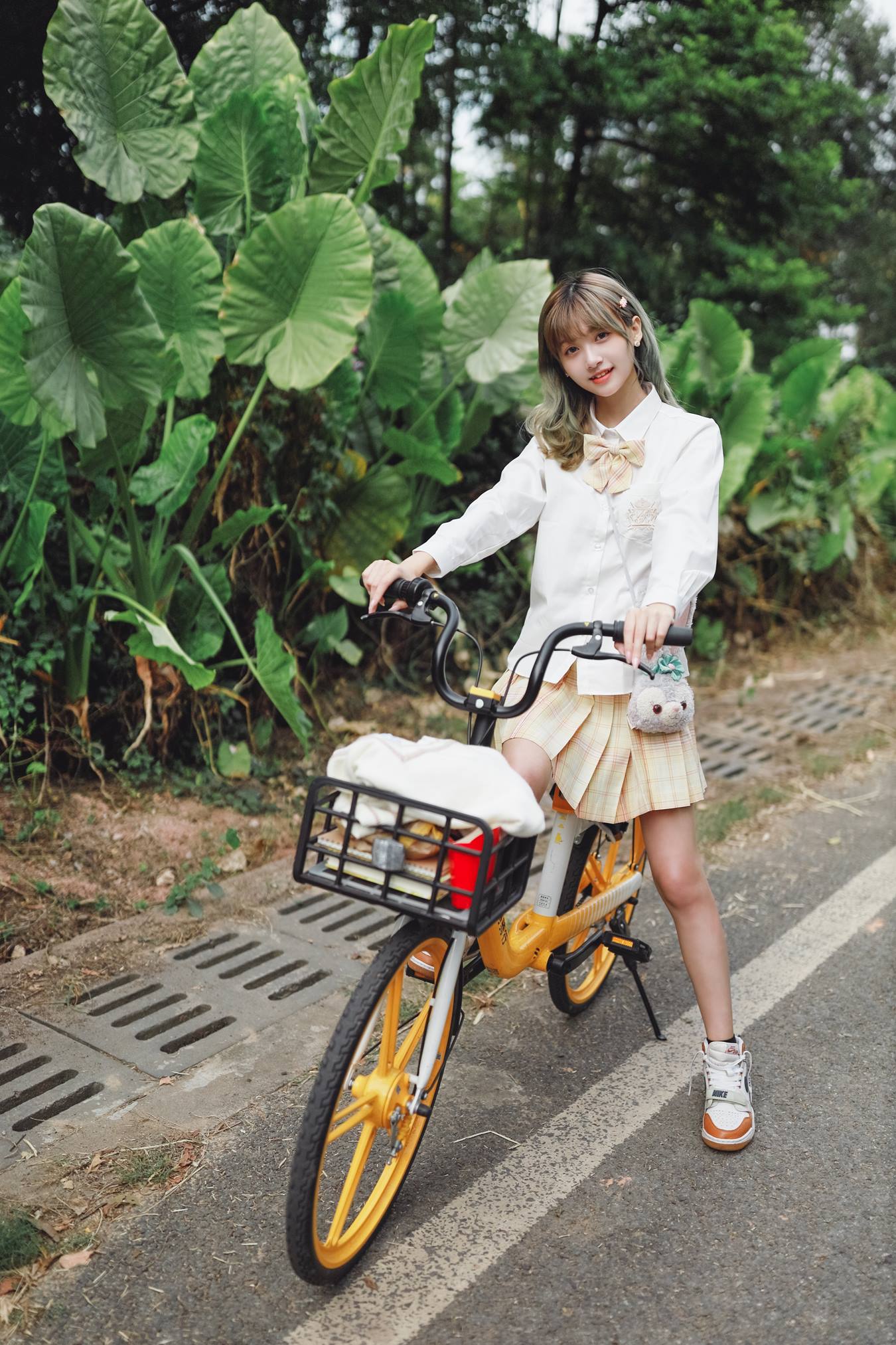 [YITUU艺图语] 2022.04.05 青春的样子 菜菜 [31P/290MB]